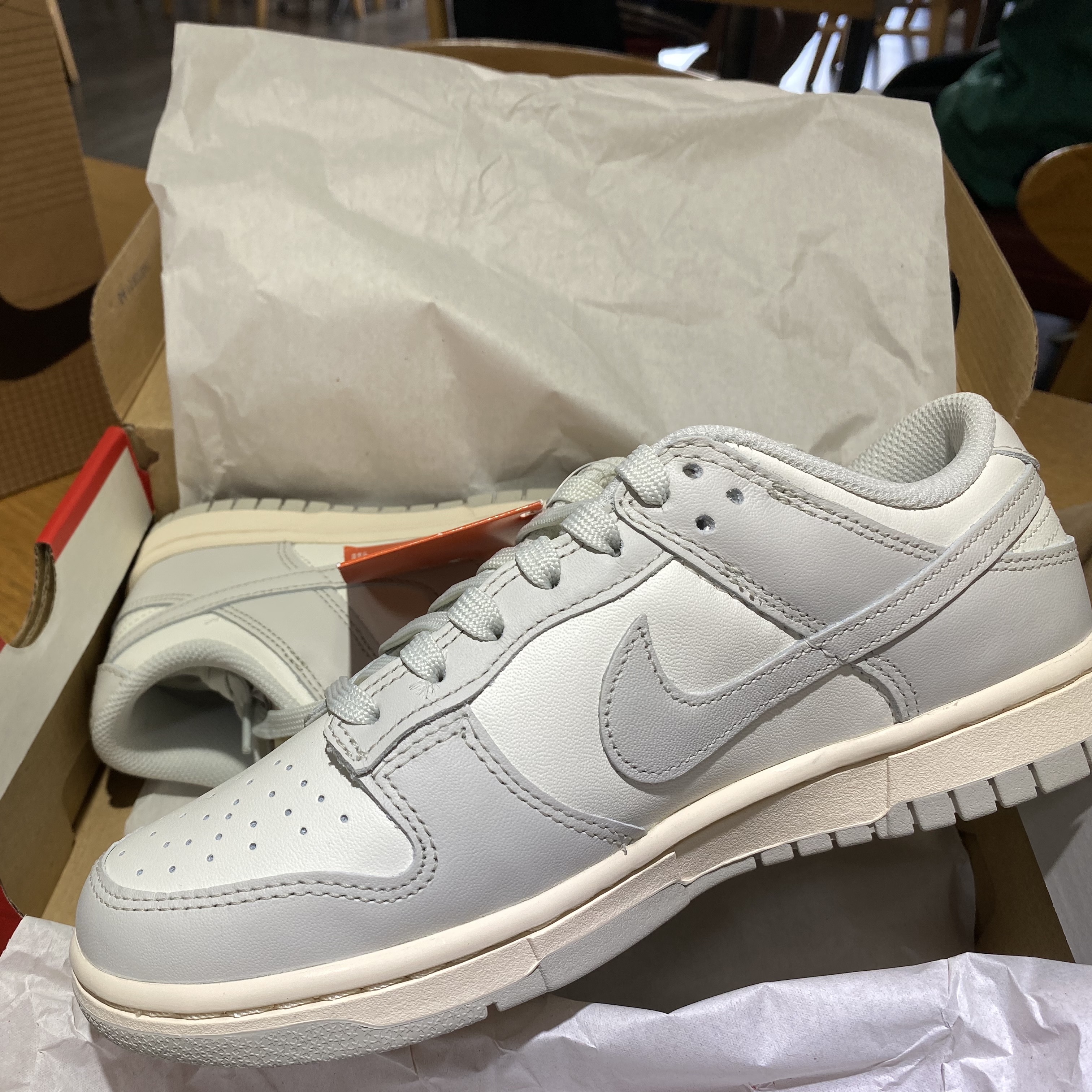 (W) Nike Dunk Low Light Bone 착용 스타일
