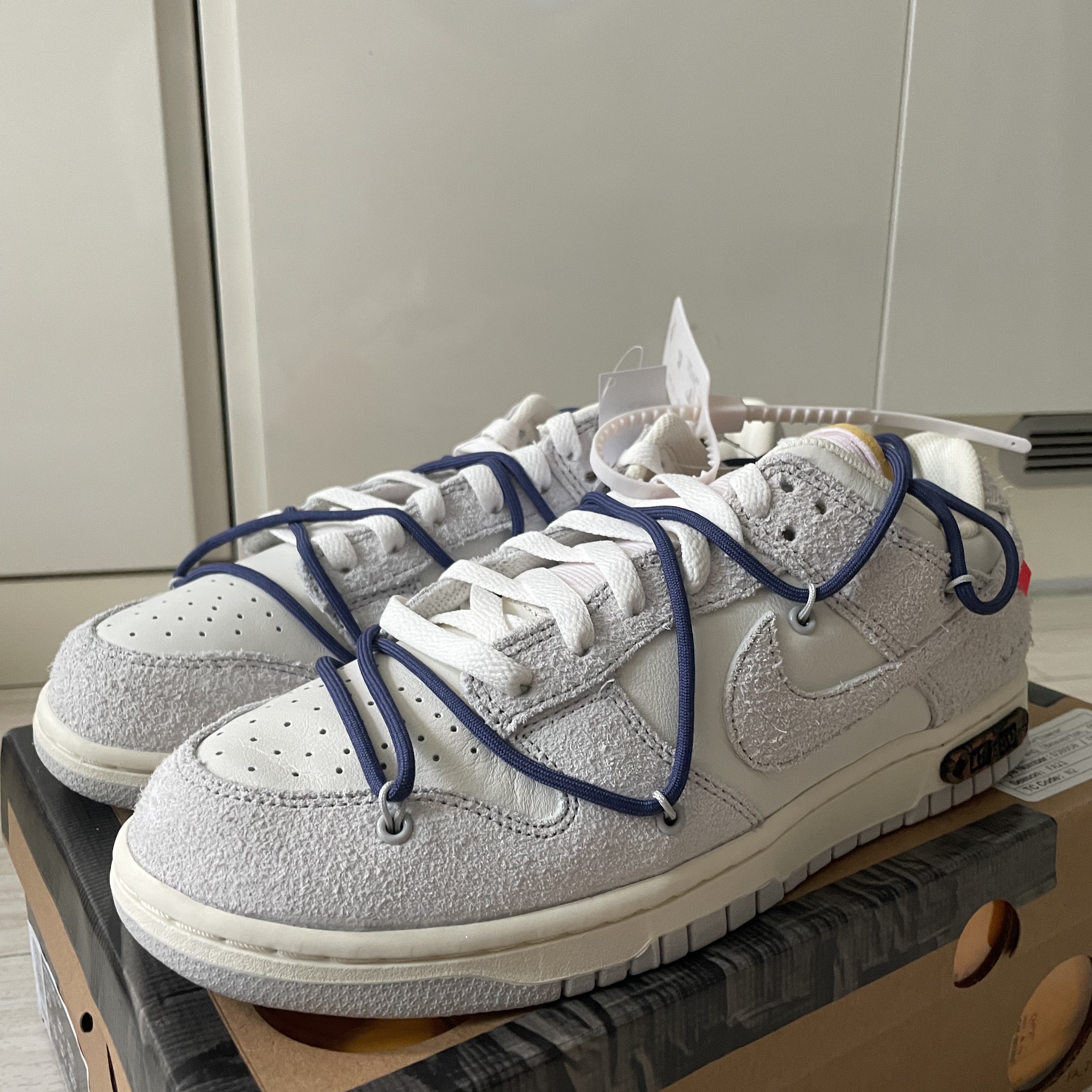 Nike x Off-White Dunk Low The 50 - Lot 18 착용 스타일 - 4