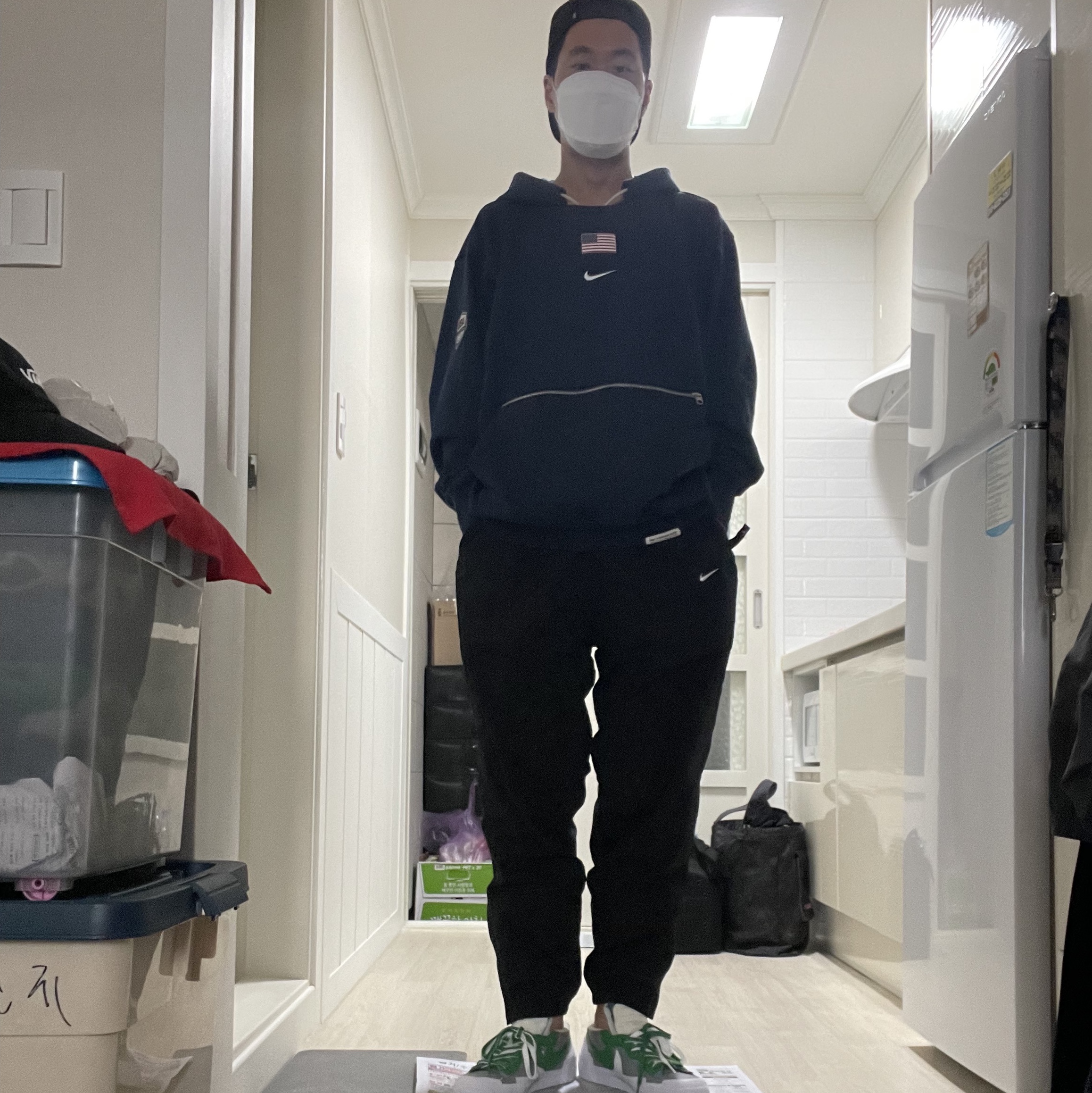 Nike x Sacai Blazer Low Classic Green 착용 스타일