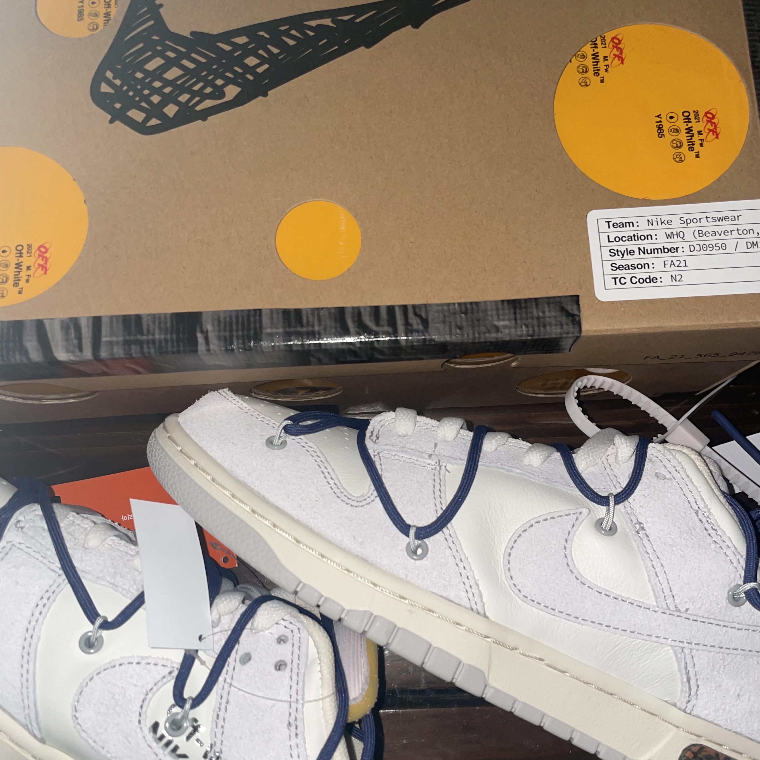 Nike x Off-White Dunk Low The 50 - Lot 18 착용 스타일 - 1