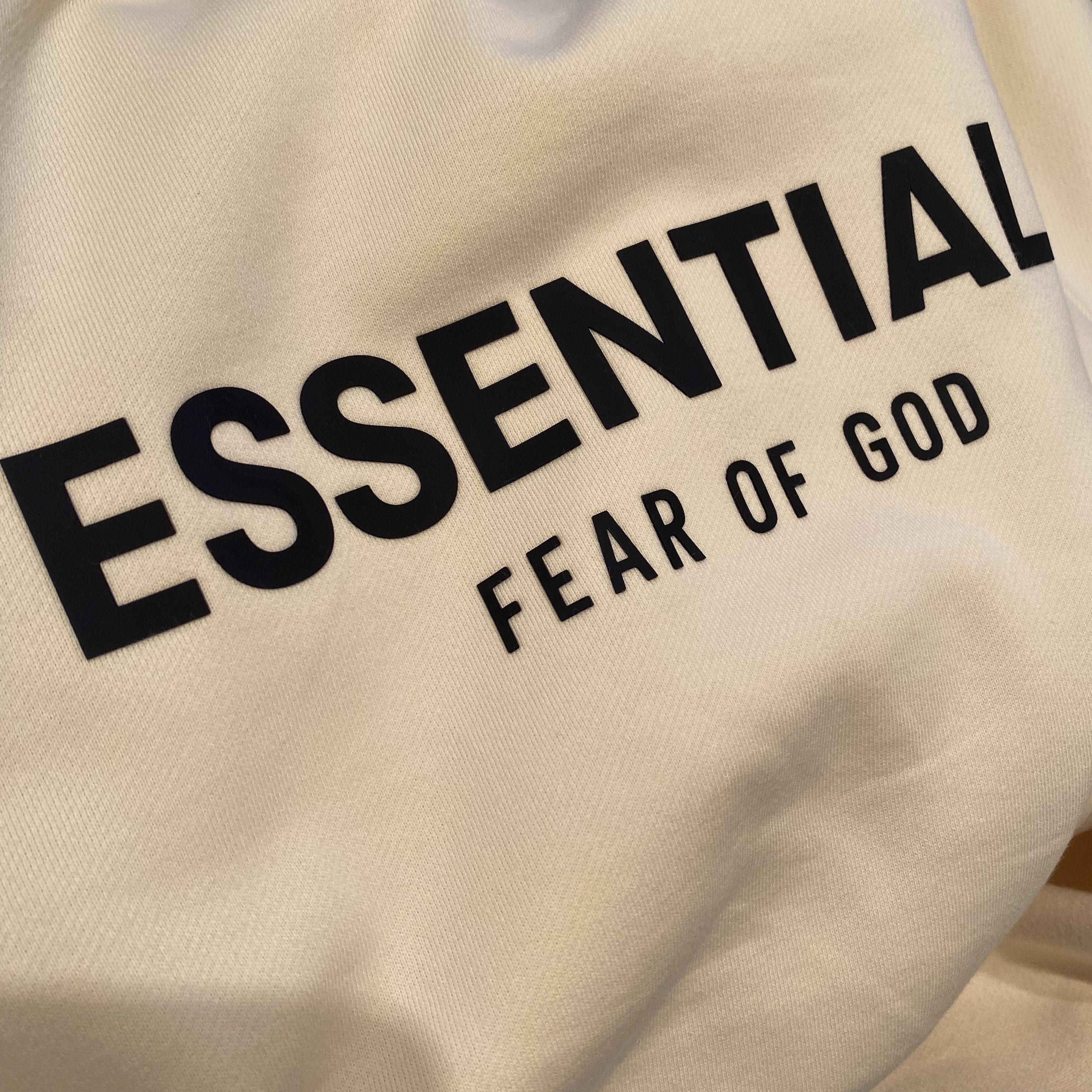 Essentials Pull-Over Hoodie Cream - 21SS 착용 스타일 - 5