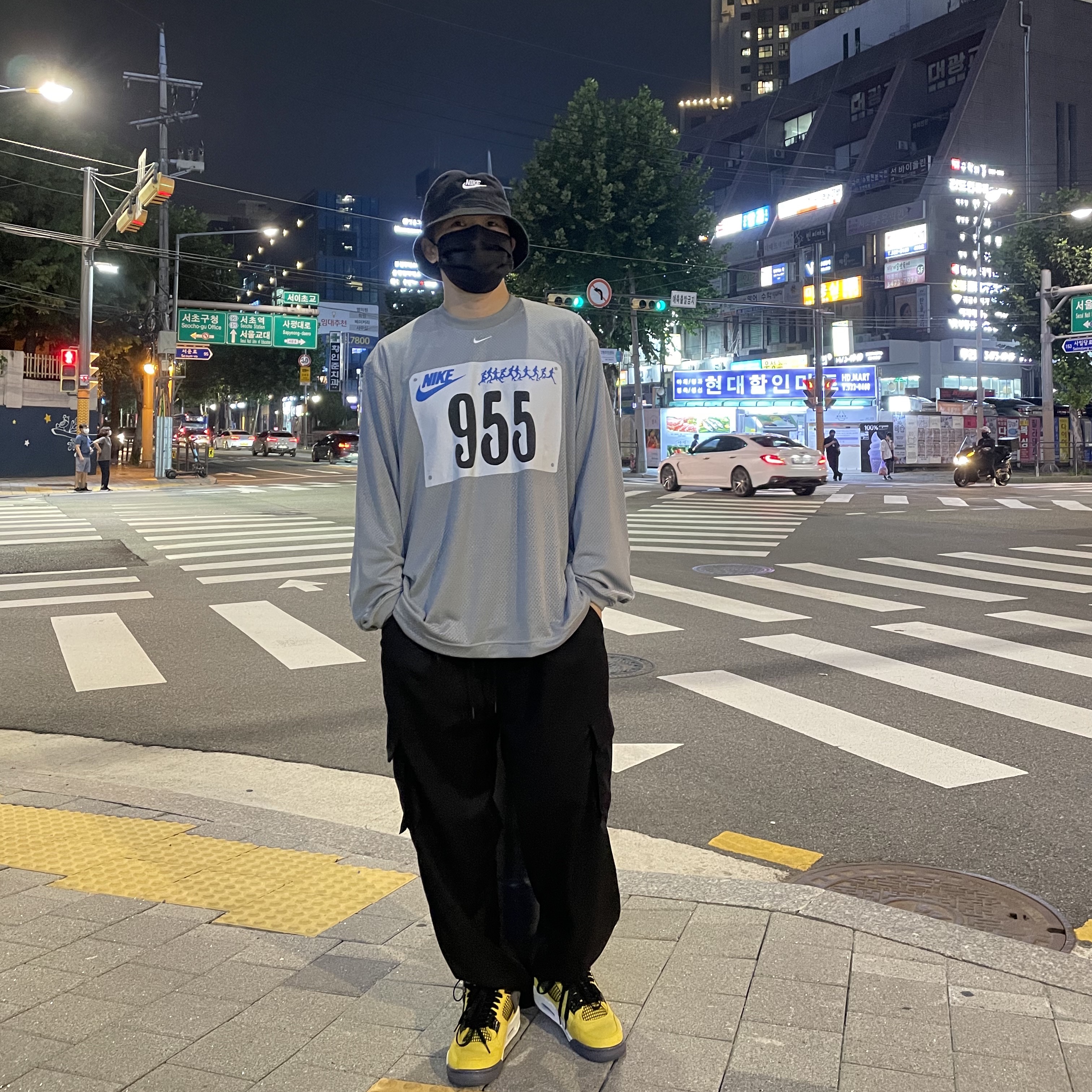 Nike x Cactus Plant Flea Market L/S Jersey Grey - US/EU, Jordan 4 Retro Tour Yellow 착용 스타일 - 2