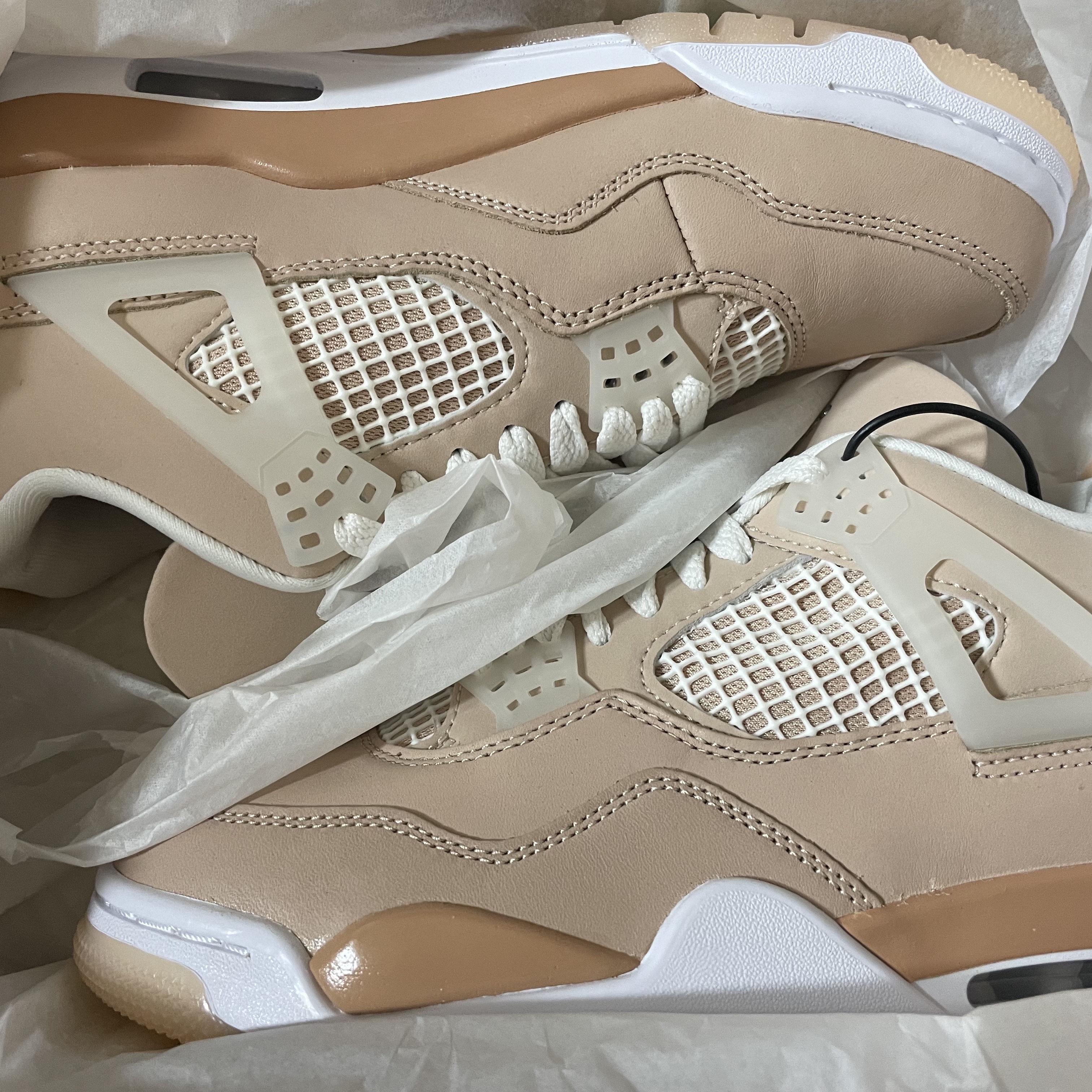(W) Jordan 4 Retro Shimmer 착용 스타일 - 4