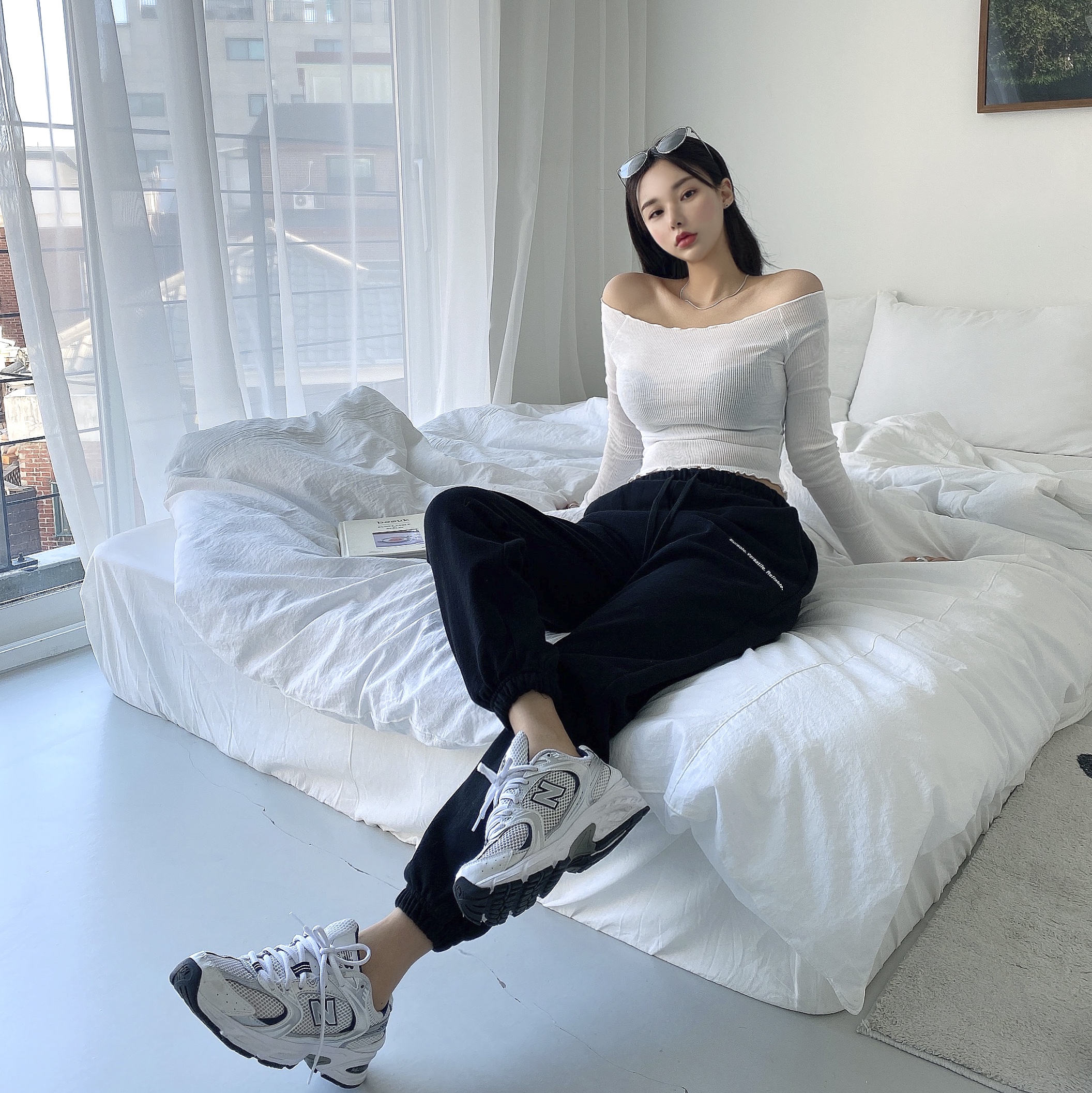 New Balance 530 White 착용 스타일