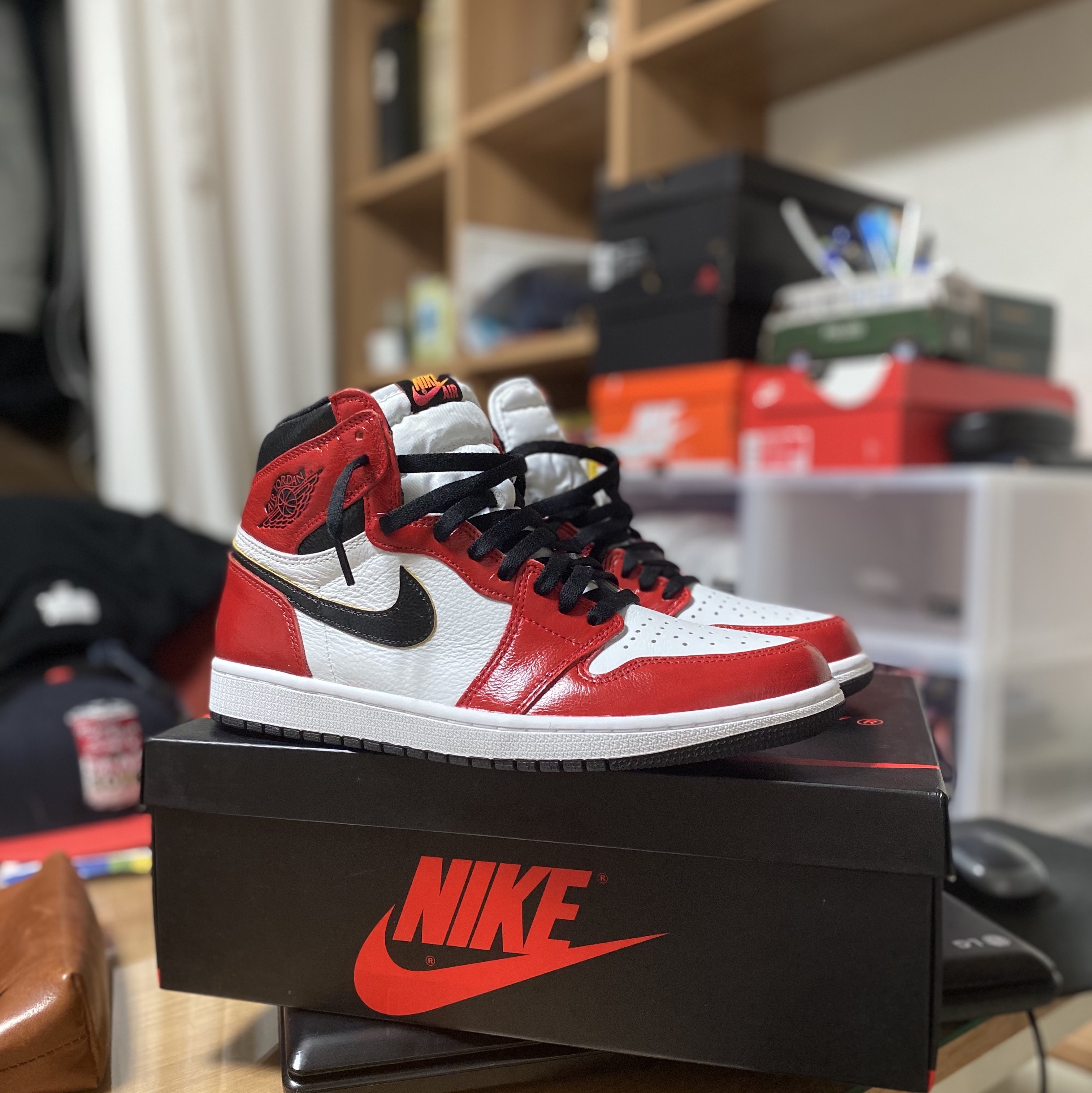 Jordan 1 Retro High OG Light Fusion Red 착용 스타일