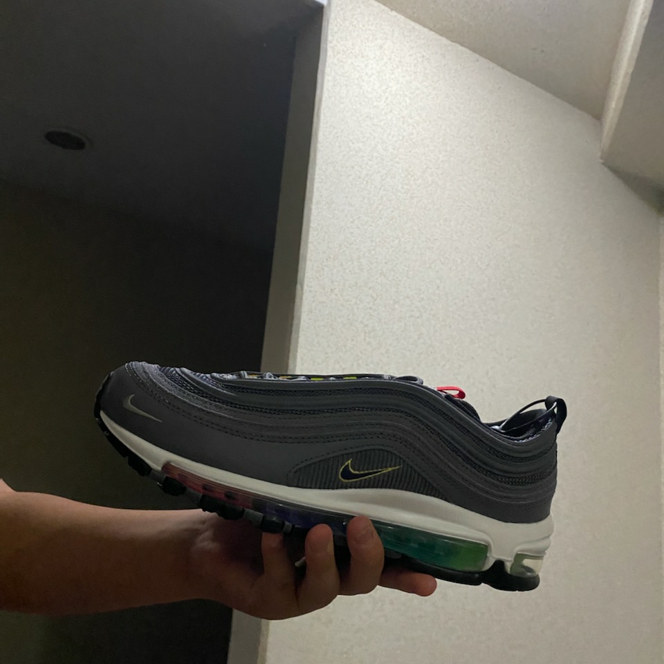 Nike Air Max 97 SE EOI 착용 스타일 - 2