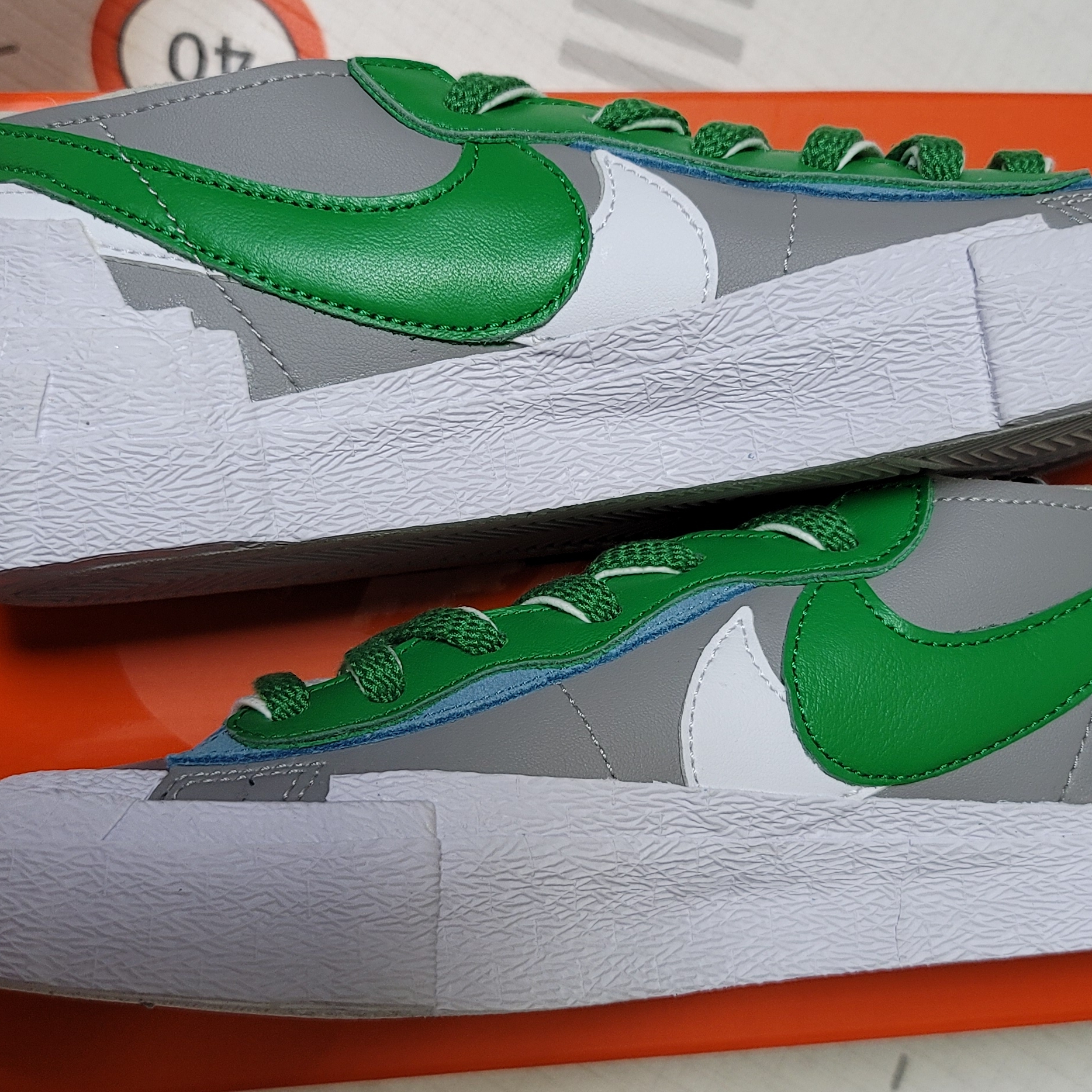 Nike x Sacai Blazer Low Classic Green 착용 스타일 - 2