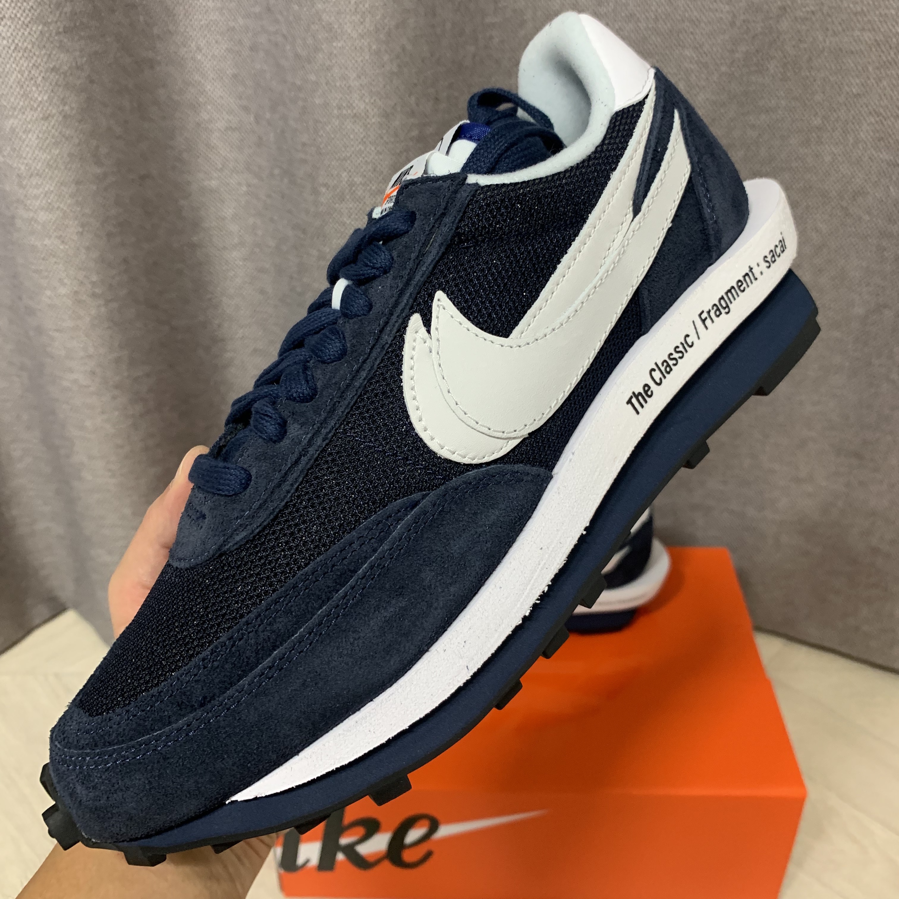 Nike x Sacai x Fragment LDWaffle Blackened Blue 착용 스타일 - 4