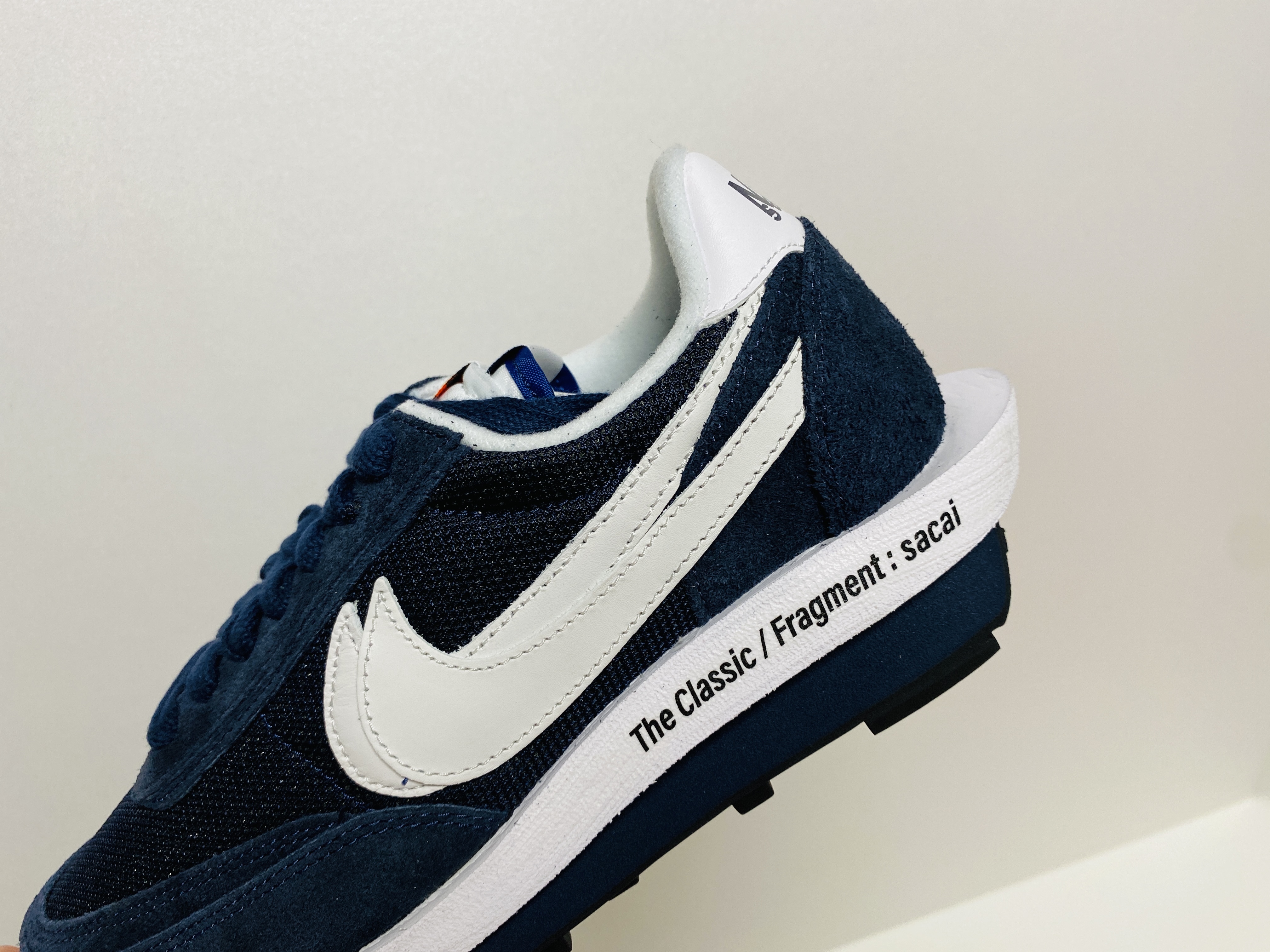 Nike x Sacai x Fragment LDWaffle Blackened Blue 착용 스타일 - 2