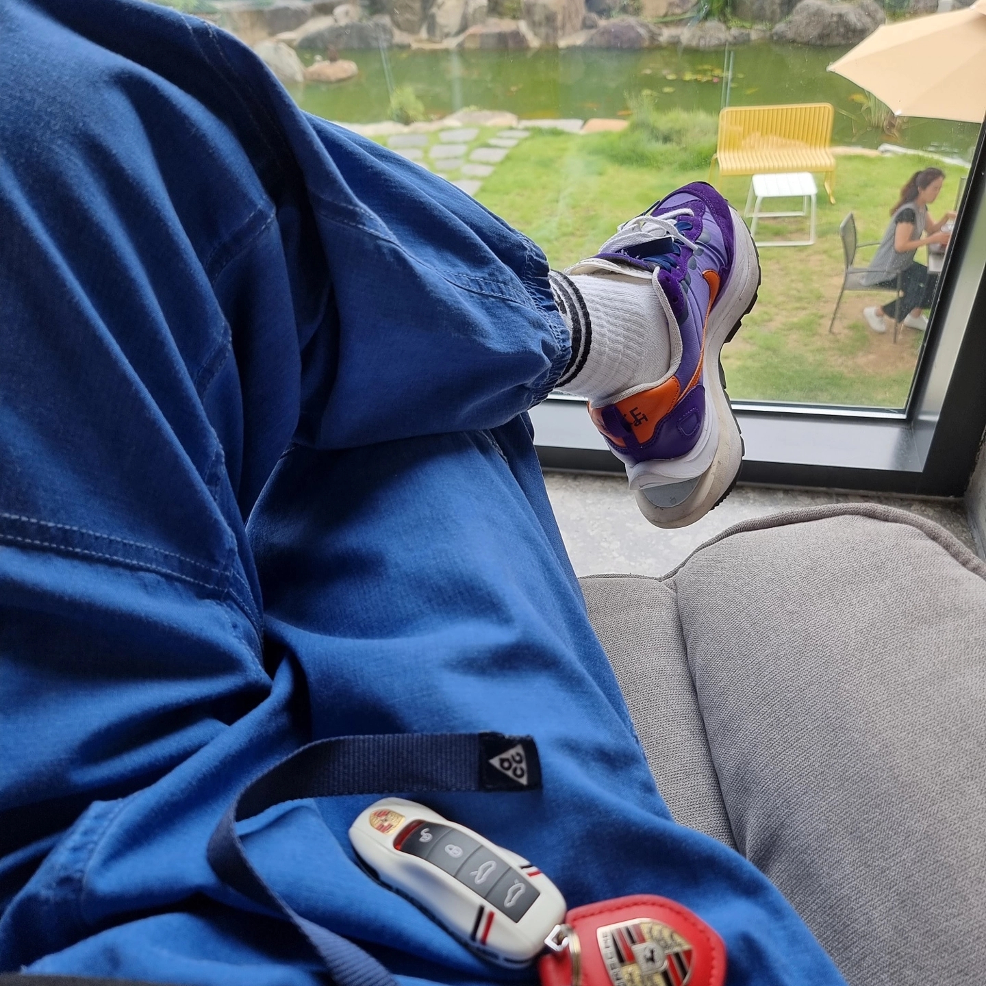 Nike ACG Watchman Peak Pants Blue Void - Asia, Nike x Sacai VaporWaffle Dark Iris 착용 스타일 - 2