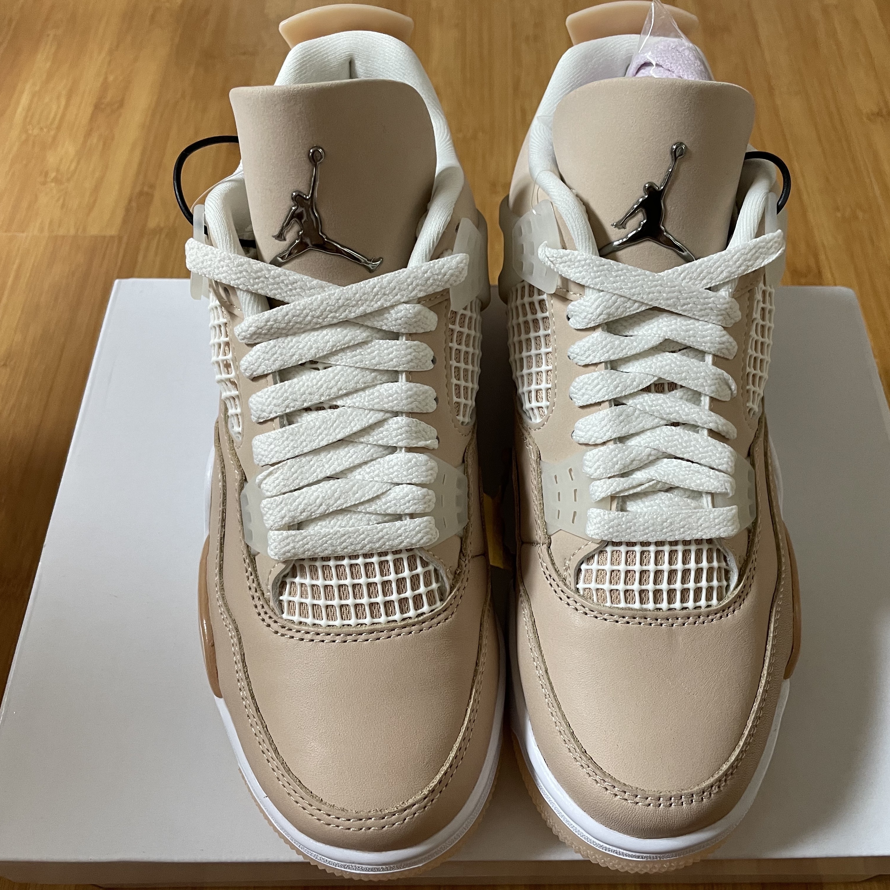(W) Jordan 4 Retro Shimmer 착용 스타일 - 1