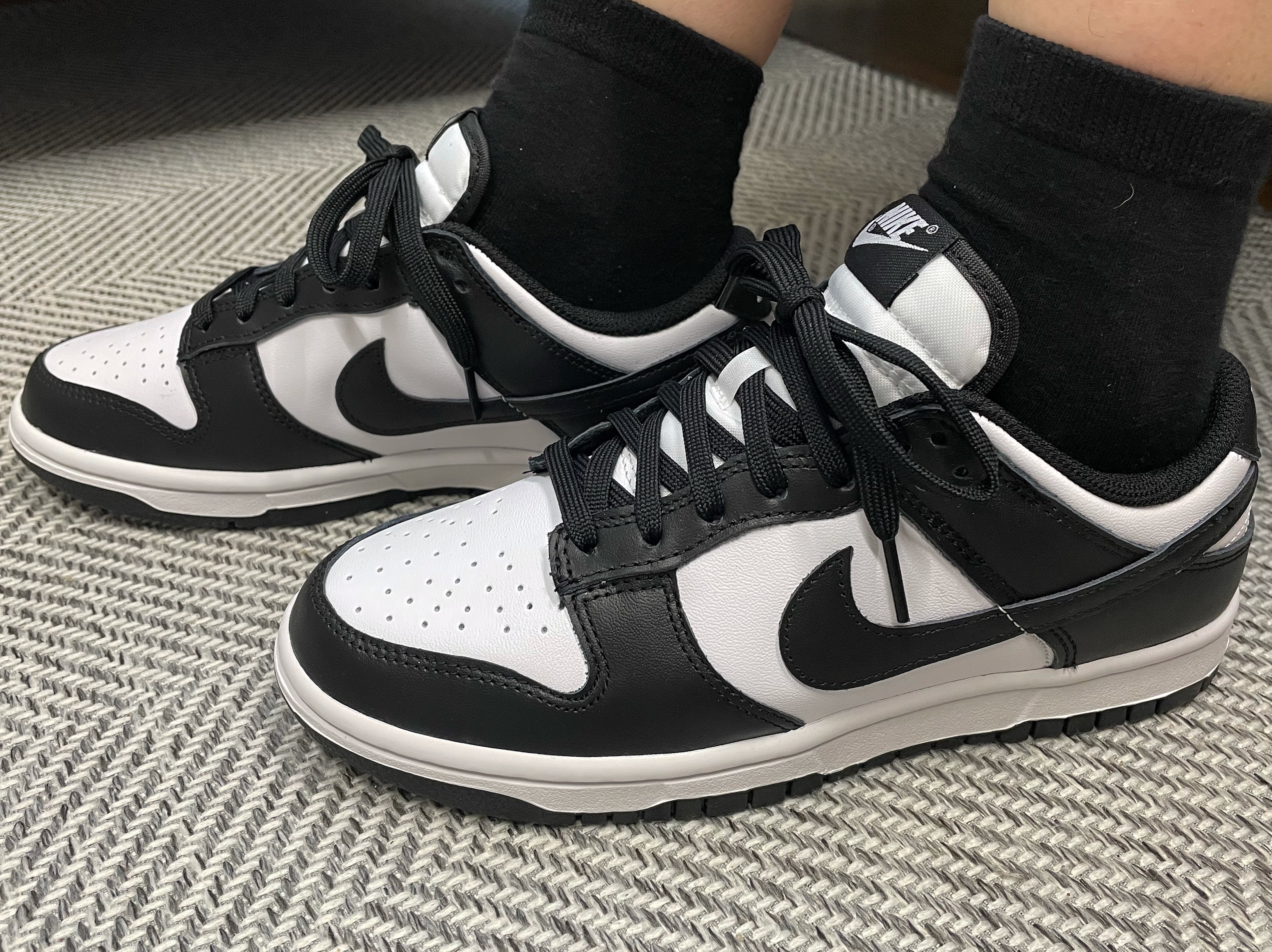 (W) Nike Dunk Low Black 착용 스타일