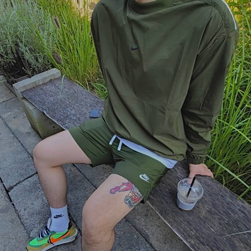 Nike x Sacai LDWaffle Green Multi 착용 스타일