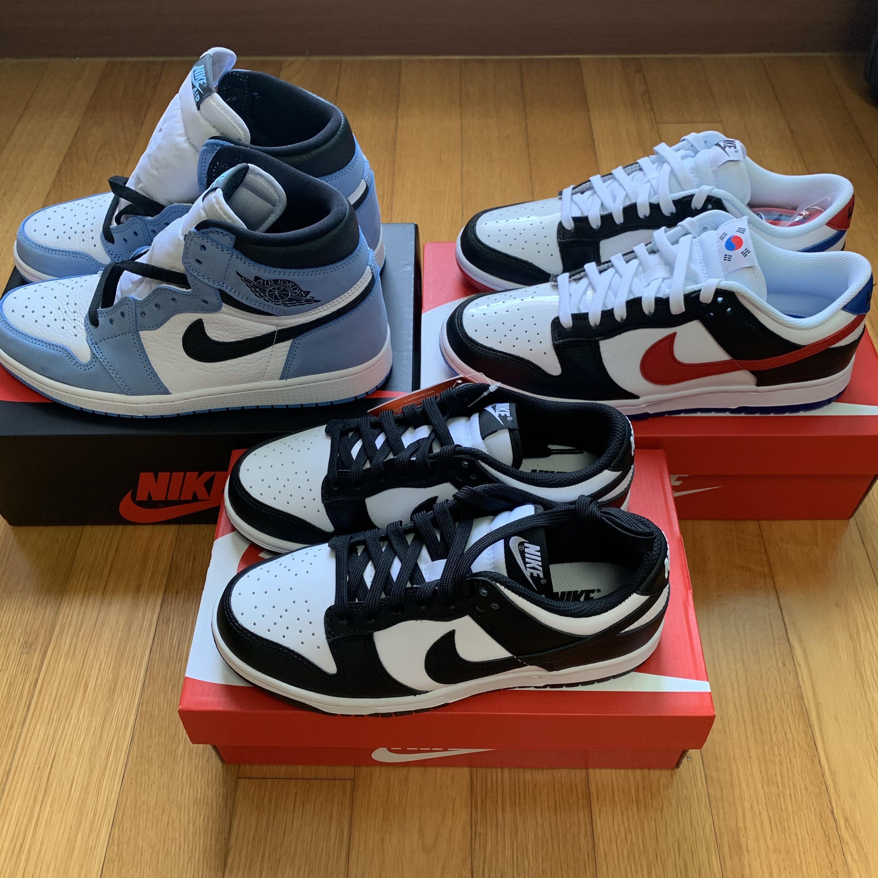 Jordan 1 Retro High OG University Blue, Nike Dunk Low SE Seoul 착용 스타일 - 1
