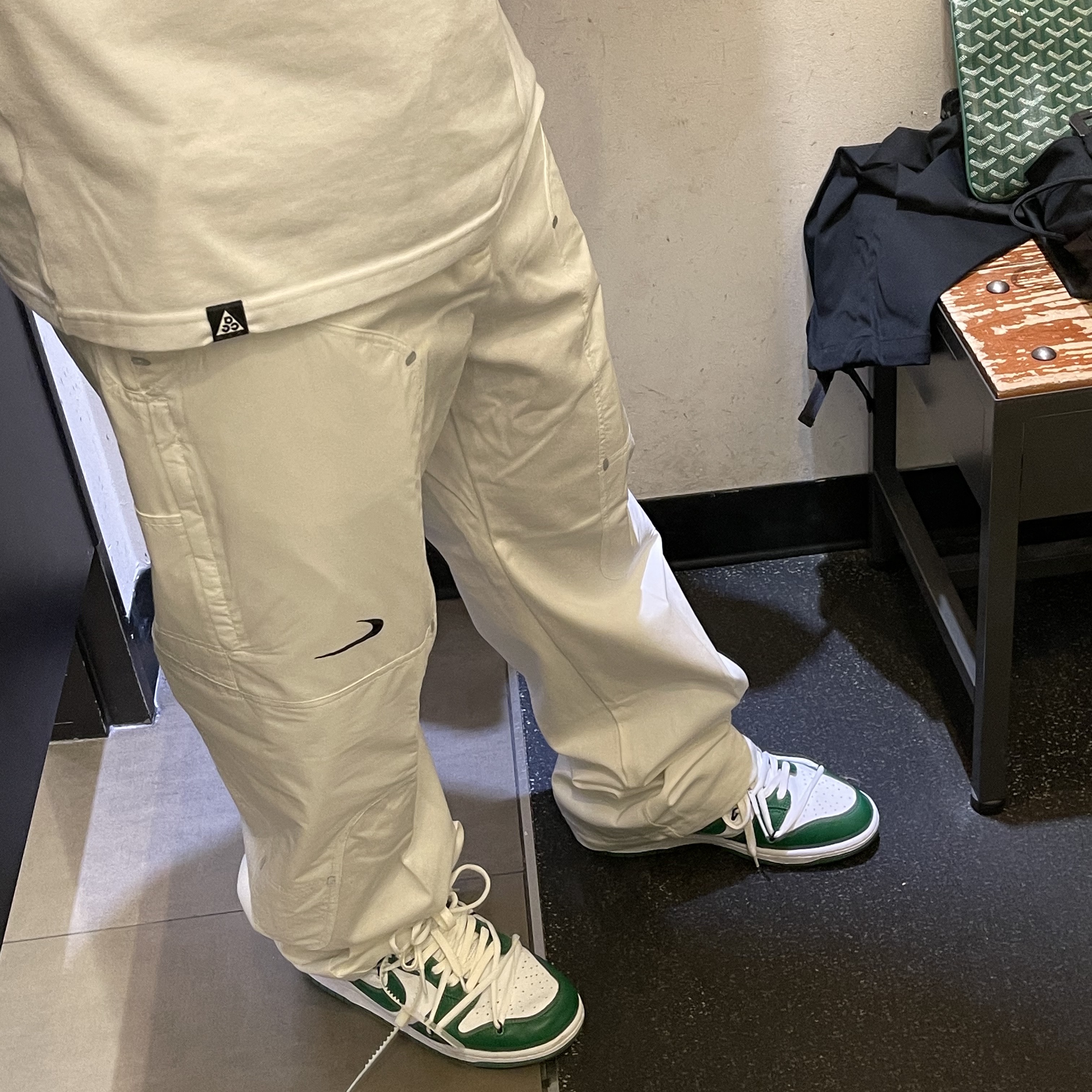 Nike x Off-White NRG Pants Black, Nike x Off-White NRG Pants White 착용 스타일 - 1