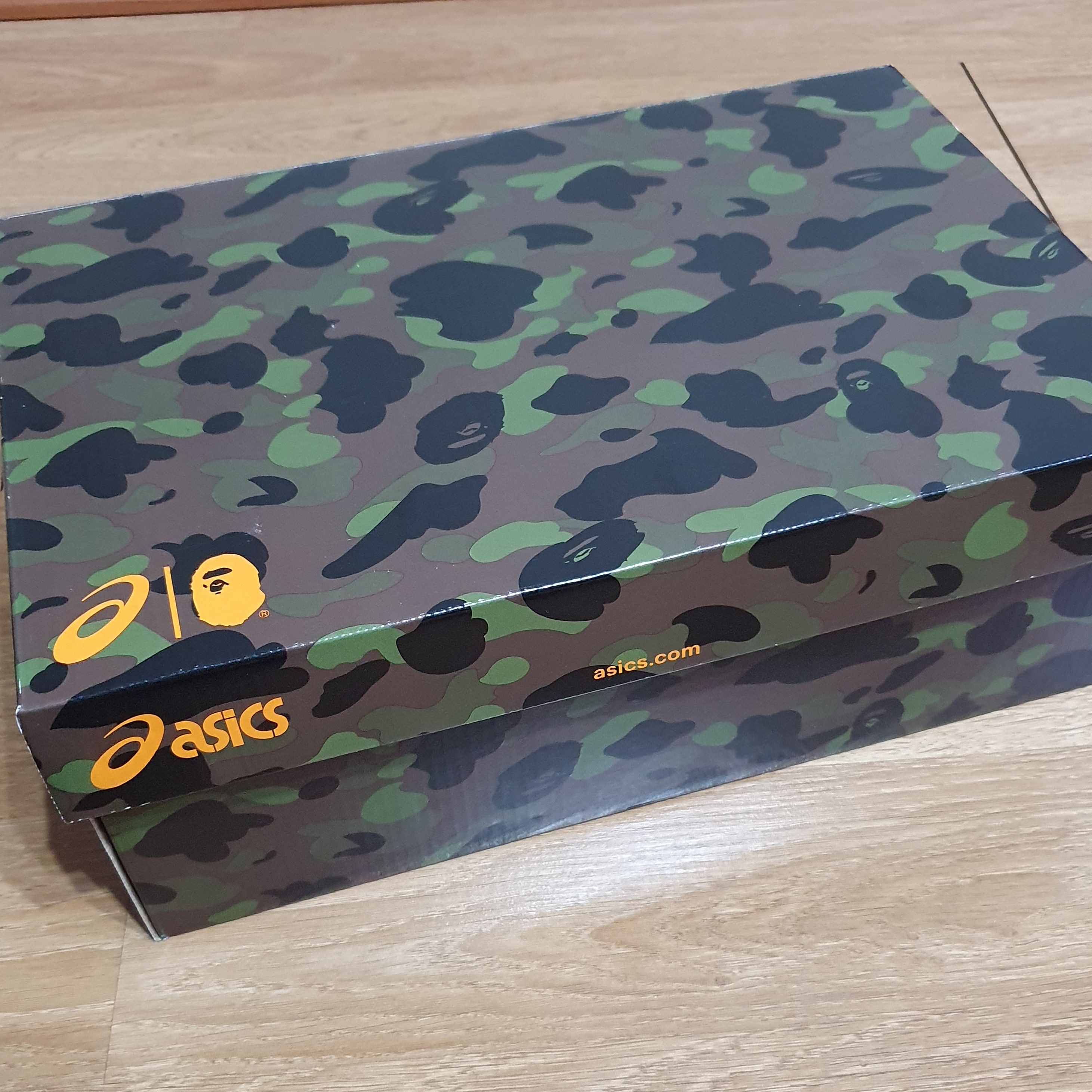 Asics x BAPE Gel-1090 Tiger Camo 착용 스타일 - 4