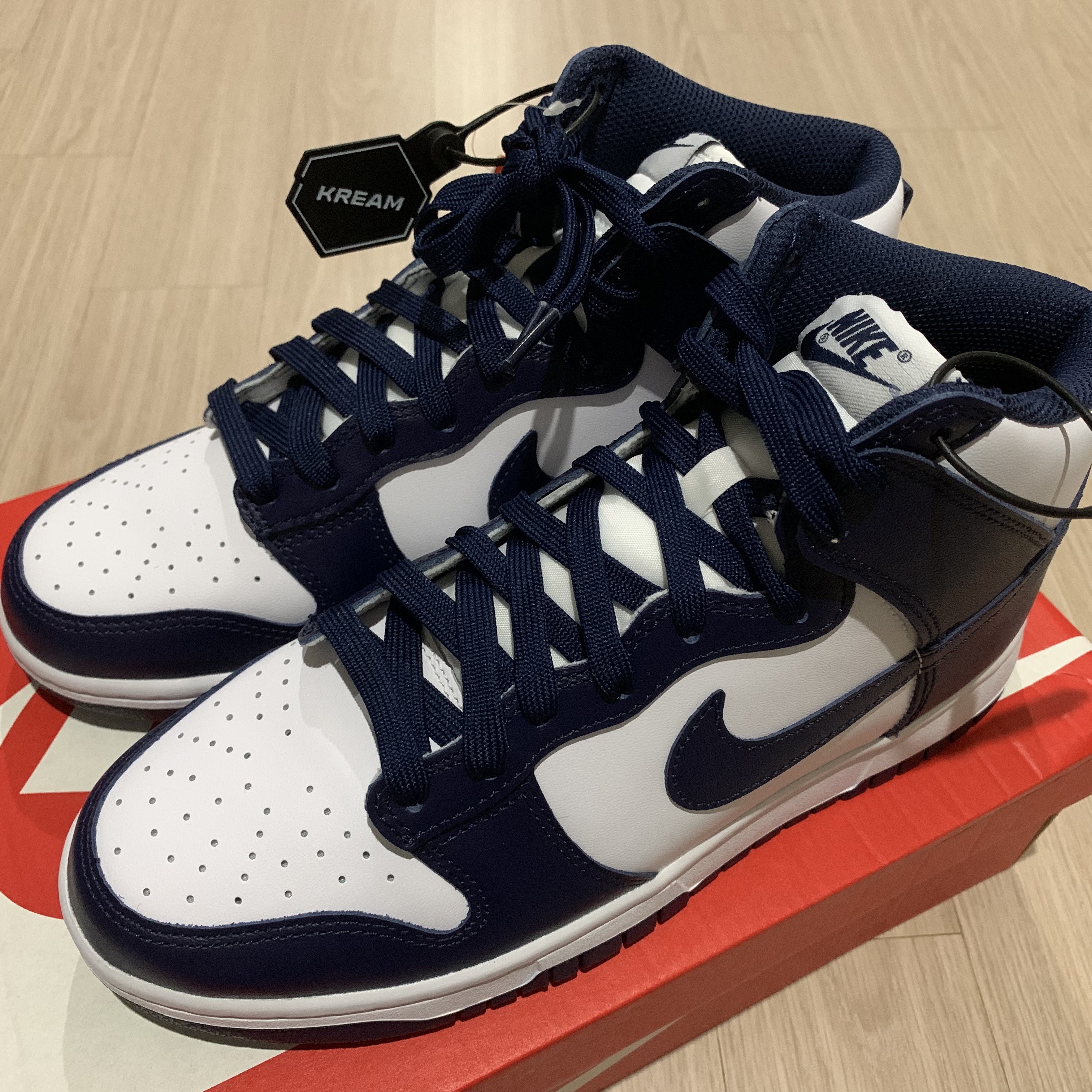 Nike Dunk High Retro Championship Navy 착용 스타일 - 1