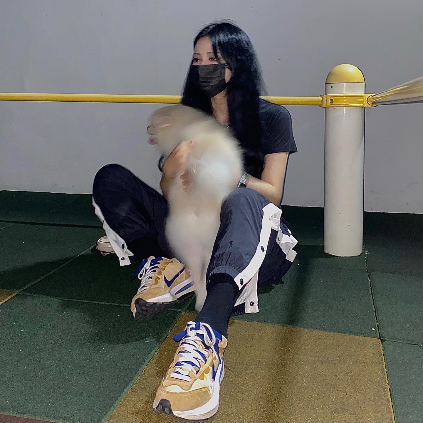 Nike x Sacai VaporWaffle Sesame and Blue Void 착용 스타일 - 1