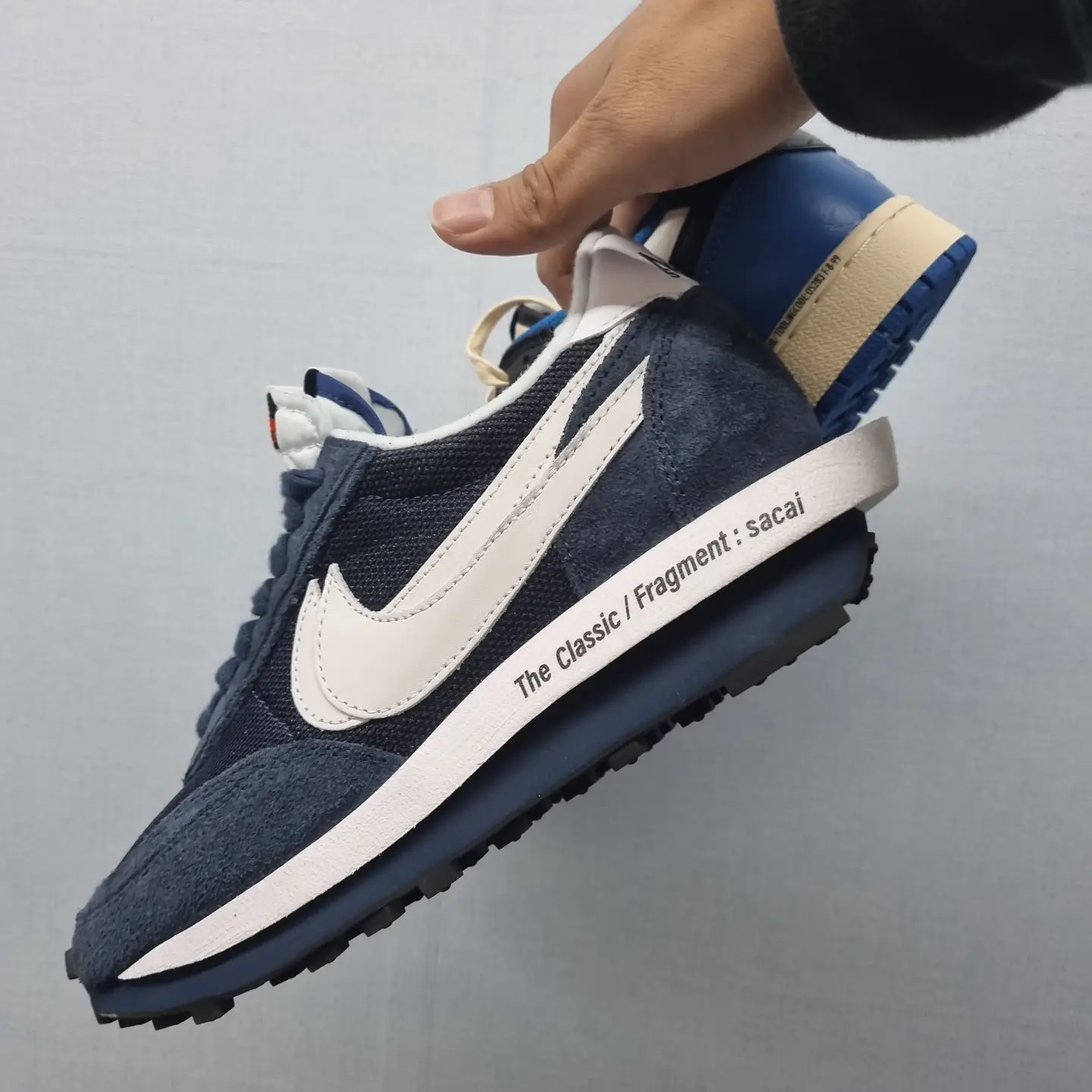Jordan 1 x Travis Scott x Fragment Retro Low OG SP Military Blue, Nike x Sacai x Fragment LDWaffle Blackened Blue 착용 스타일 - 2
