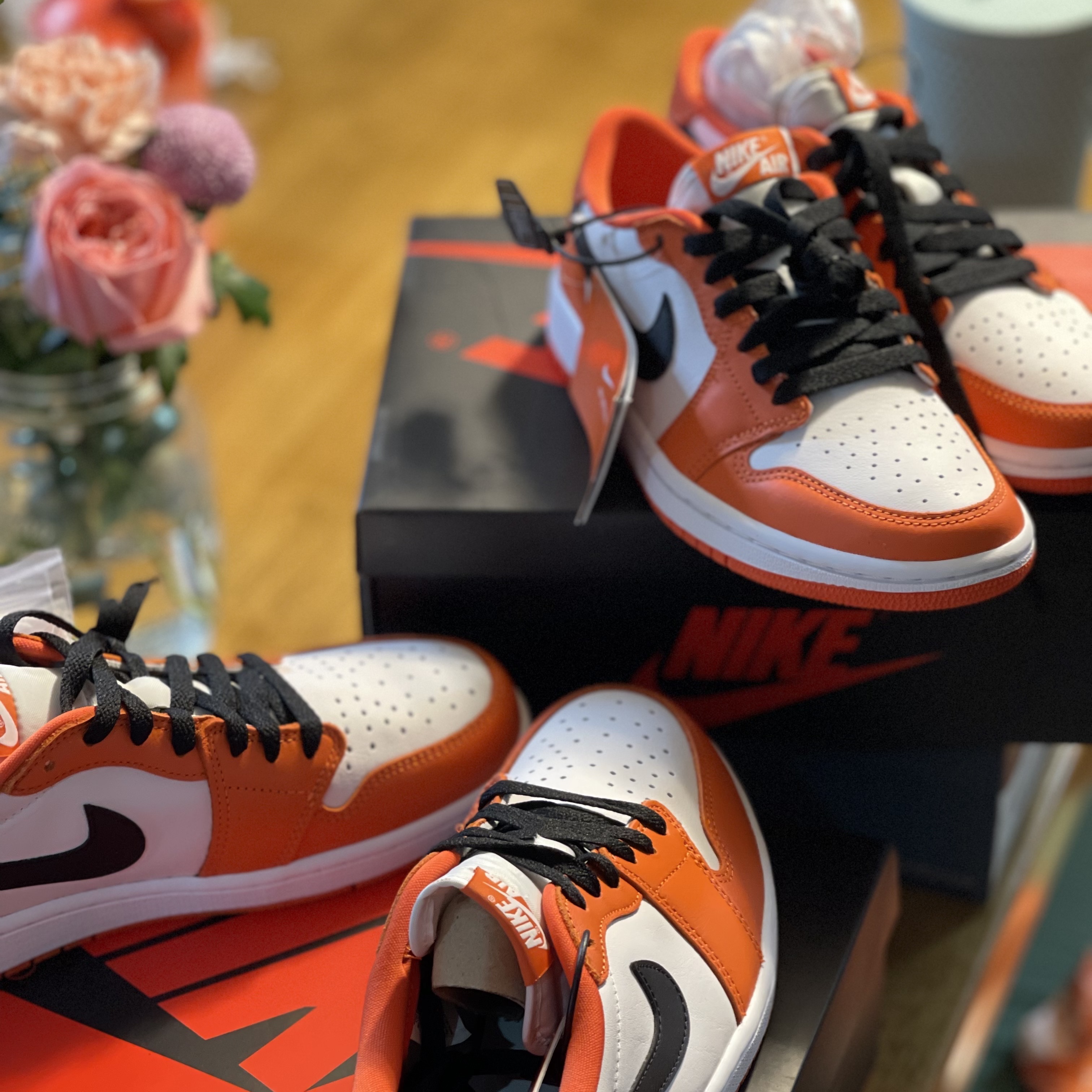 Jordan 1 Low OG Starfish 착용 스타일 - 1