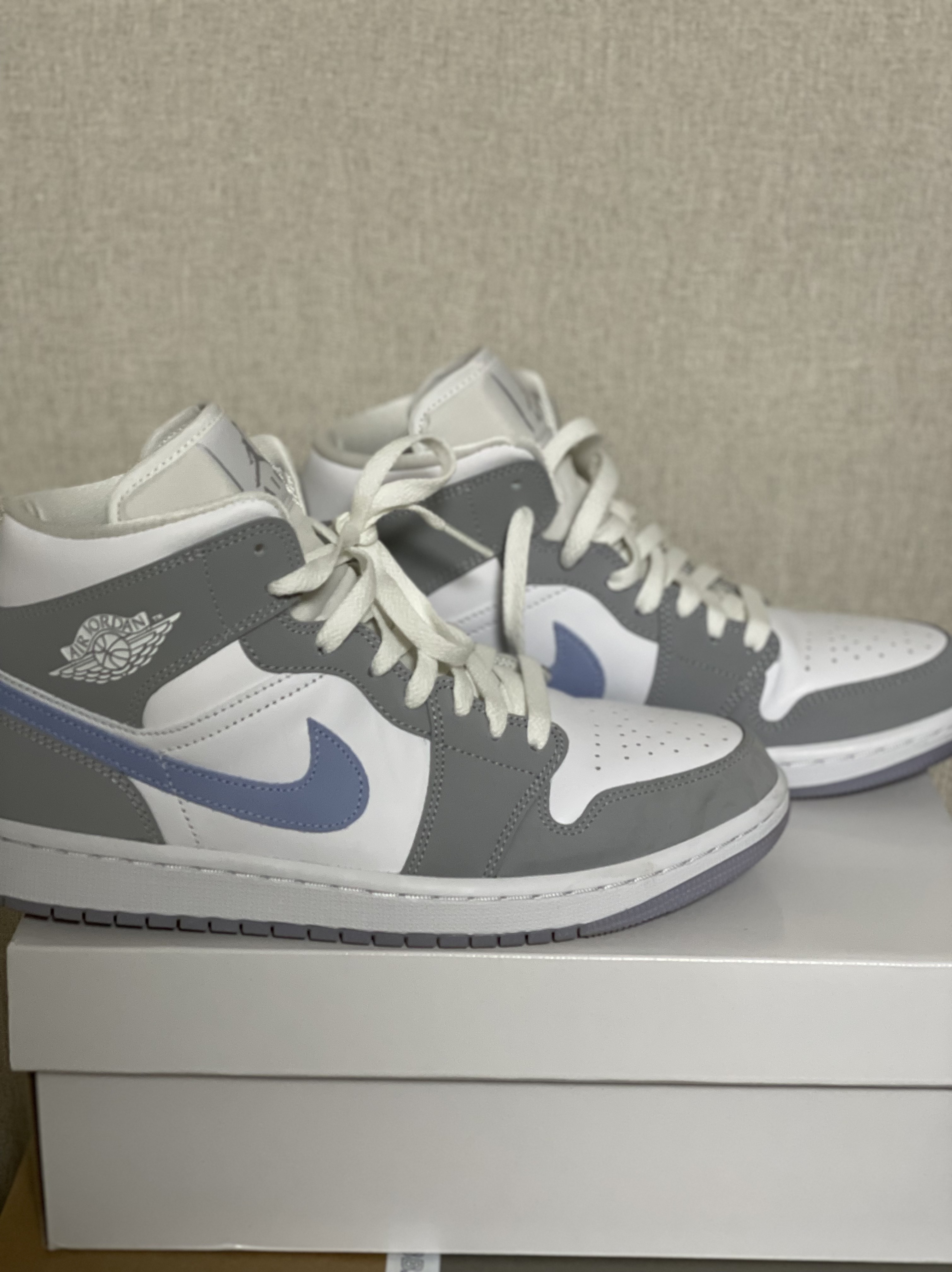 (W) Jordan 1 Mid Wolf Grey 착용 스타일 - 4