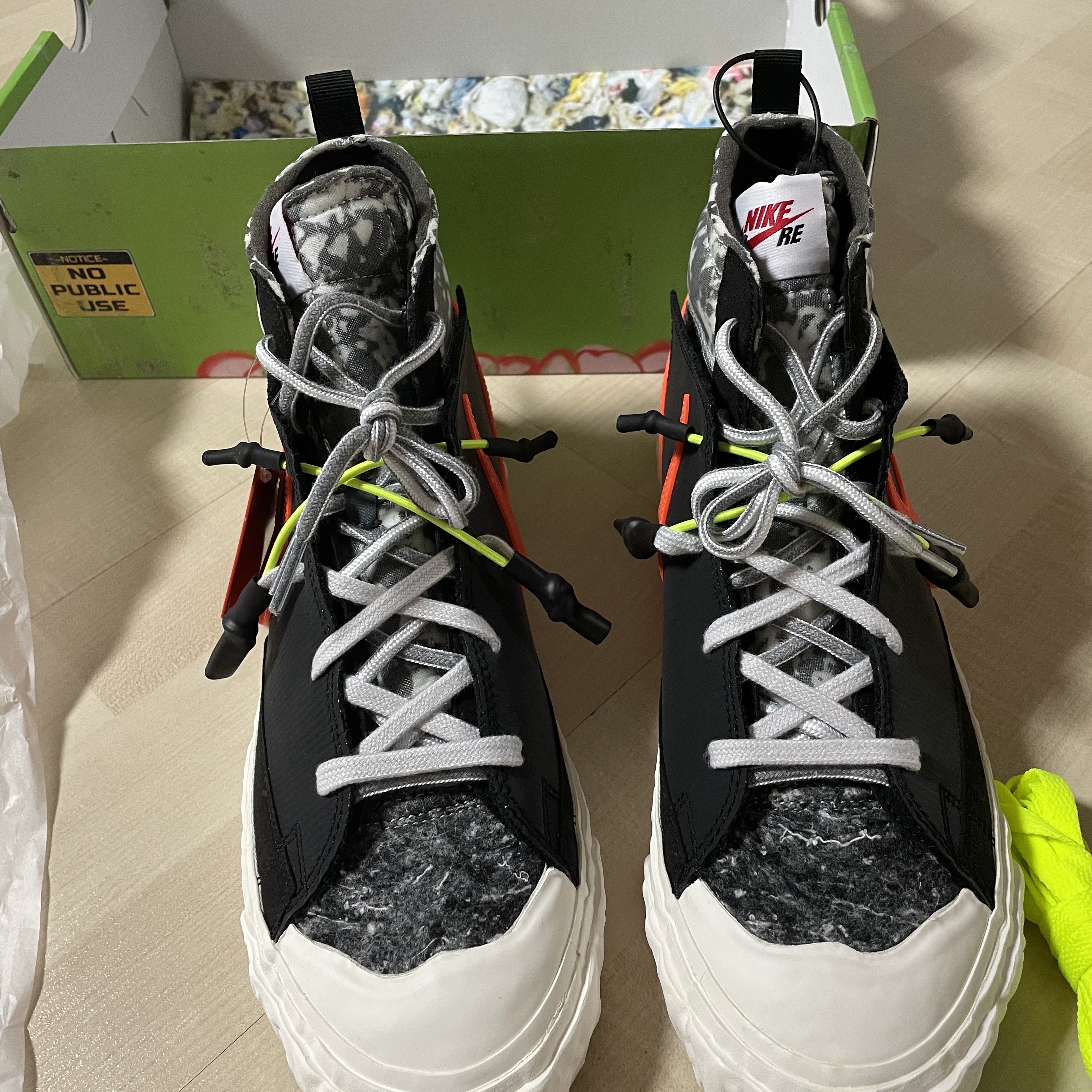 Nike x Readymade Blazer Mid Black 착용 스타일 - 2