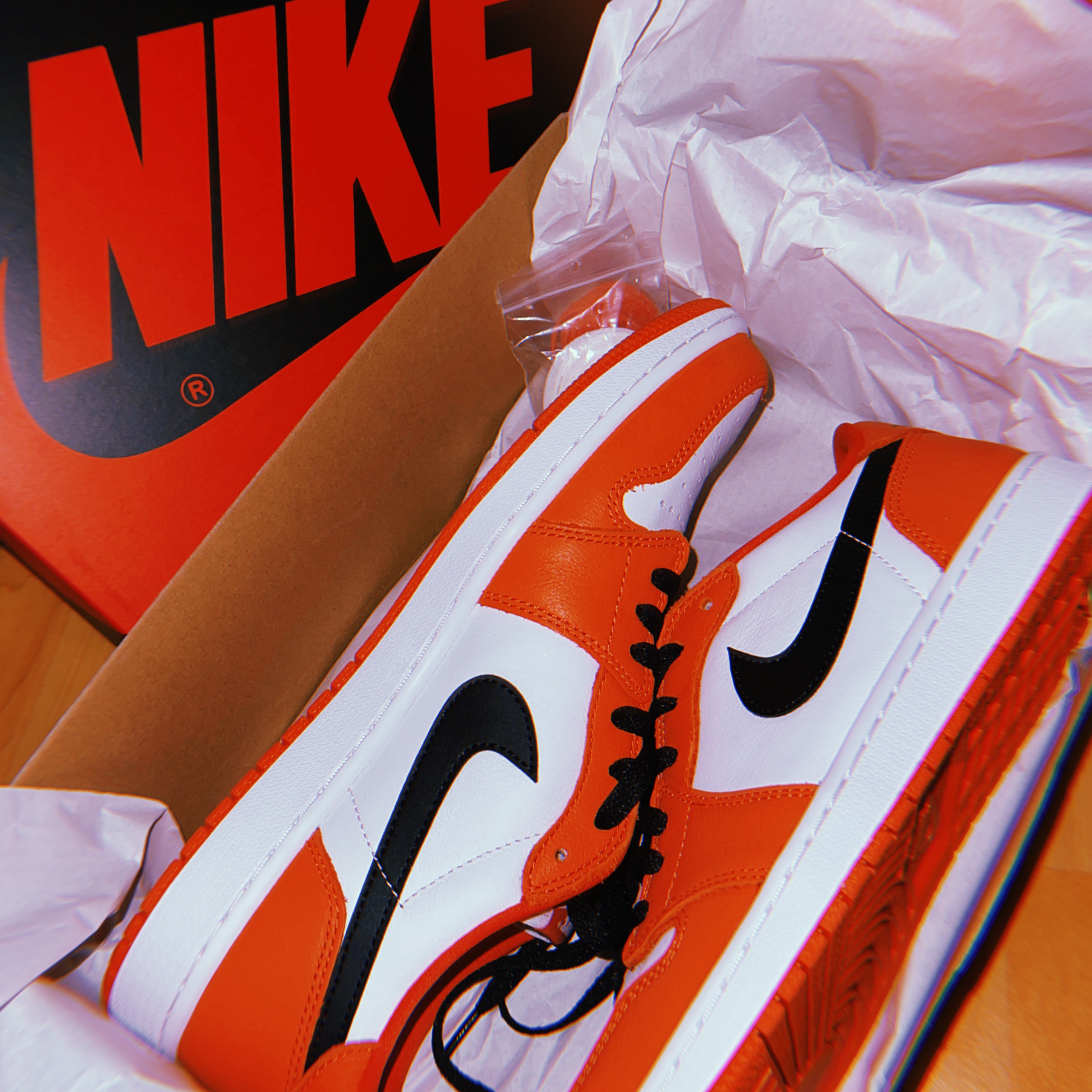 Jordan 1 Low OG Starfish 착용 스타일