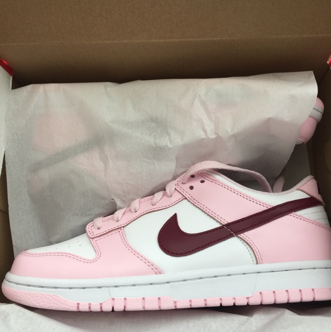(GS) Nike Dunk Low Pink Foam 착용 스타일