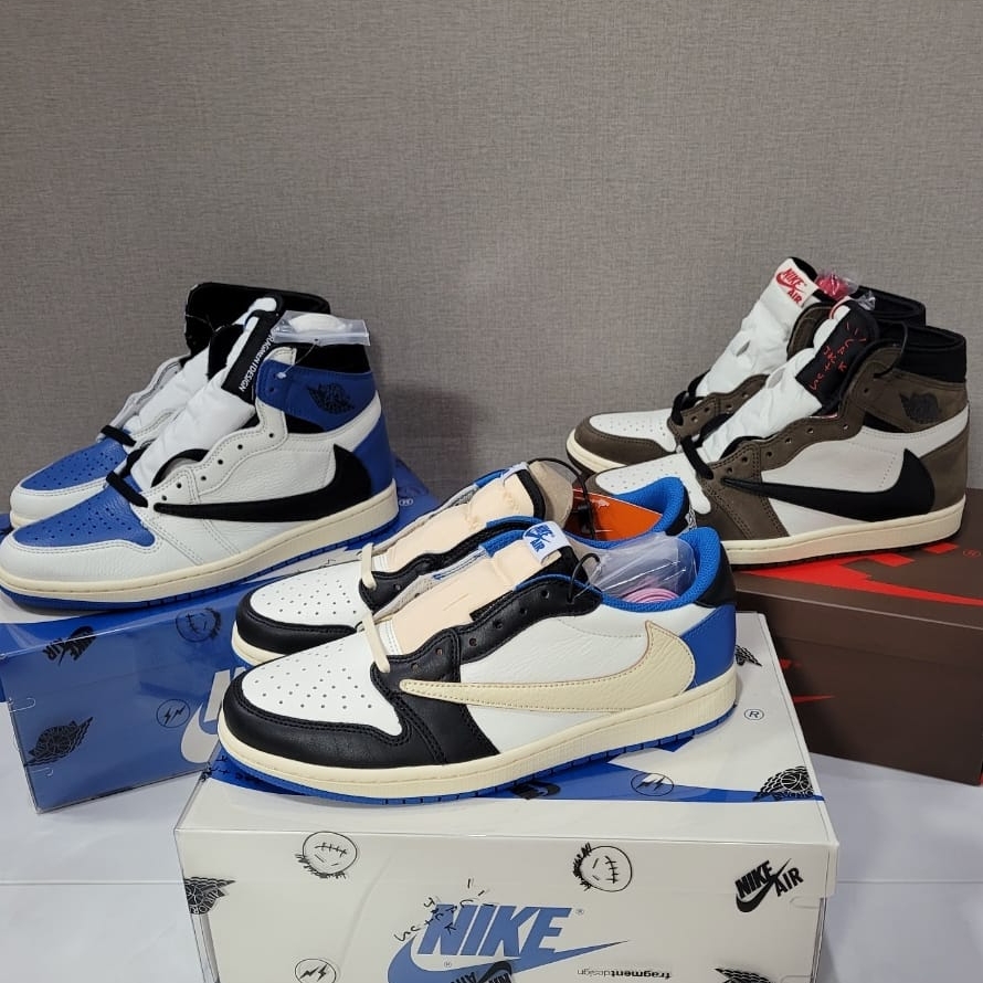 Jordan 1 x Travis Scott x Fragment Retro Low OG SP Military Blue, Jordan 1 x Travis Scott x Fragment Retro High OG SP Military Blue 착용 스타일 - 2