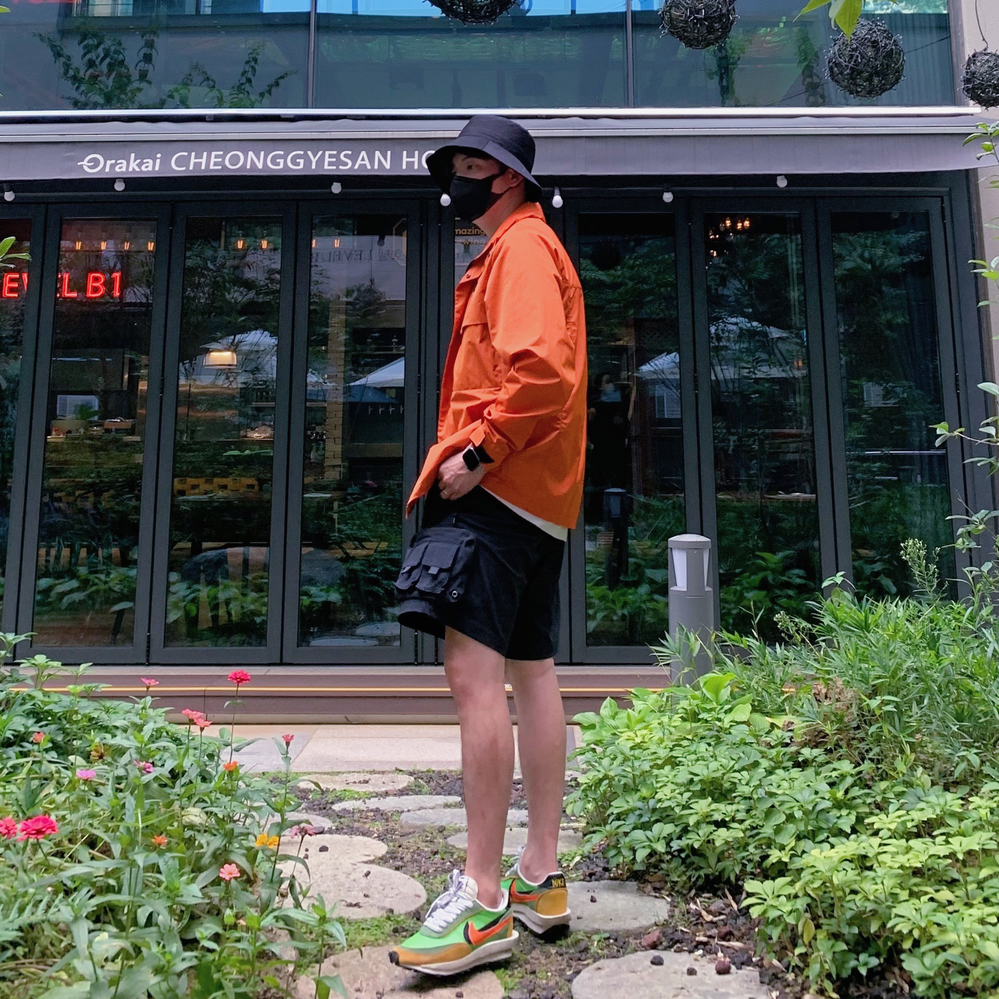 Nike x Sacai LDWaffle Green Multi 착용 스타일