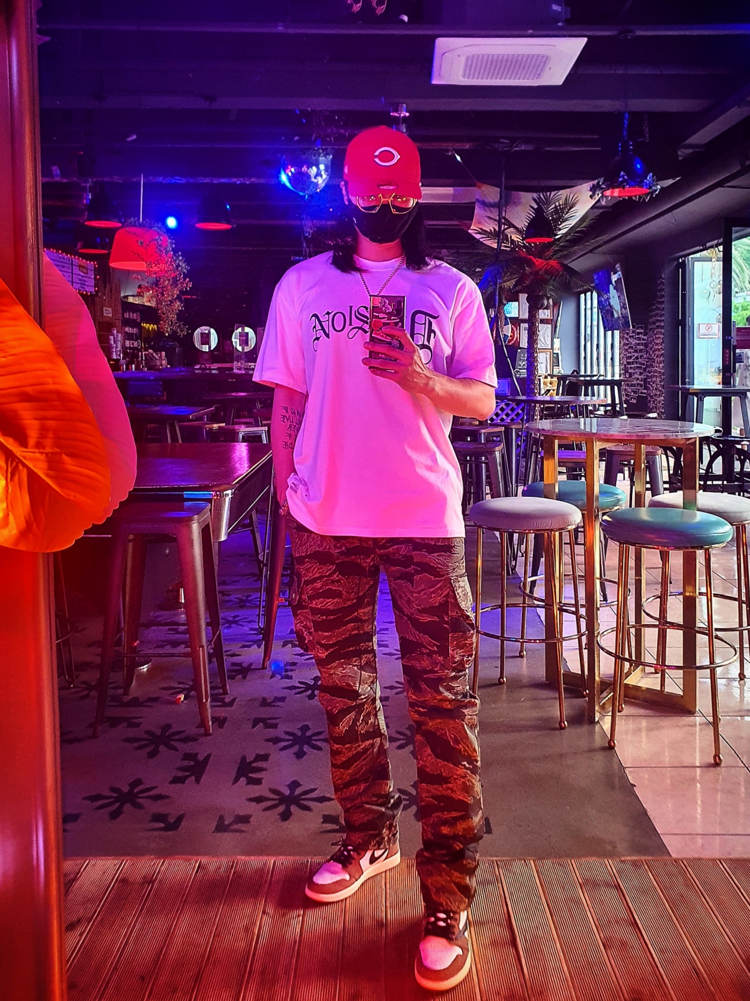 Jordan 1 x Travis Scott Retro High OG SP Mocha 착용 스타일