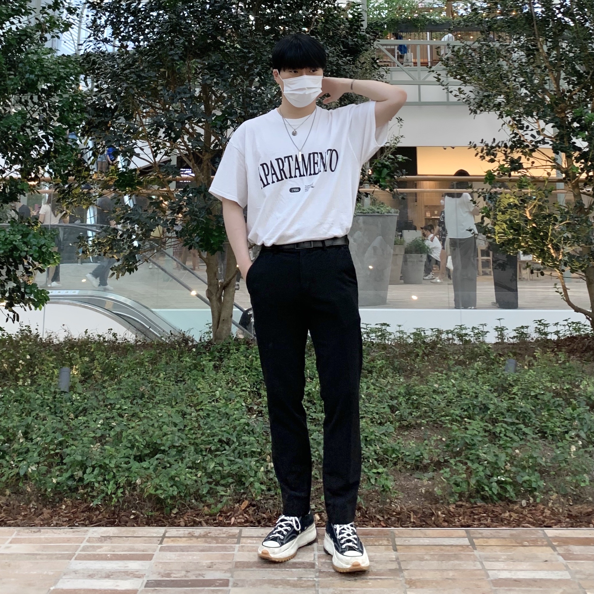 Converse x JW Anderson Run Star Hike Hi Black 착용 스타일