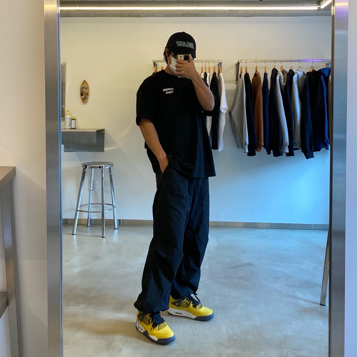 Jordan 4 Retro Tour Yellow 착용 스타일 - 2