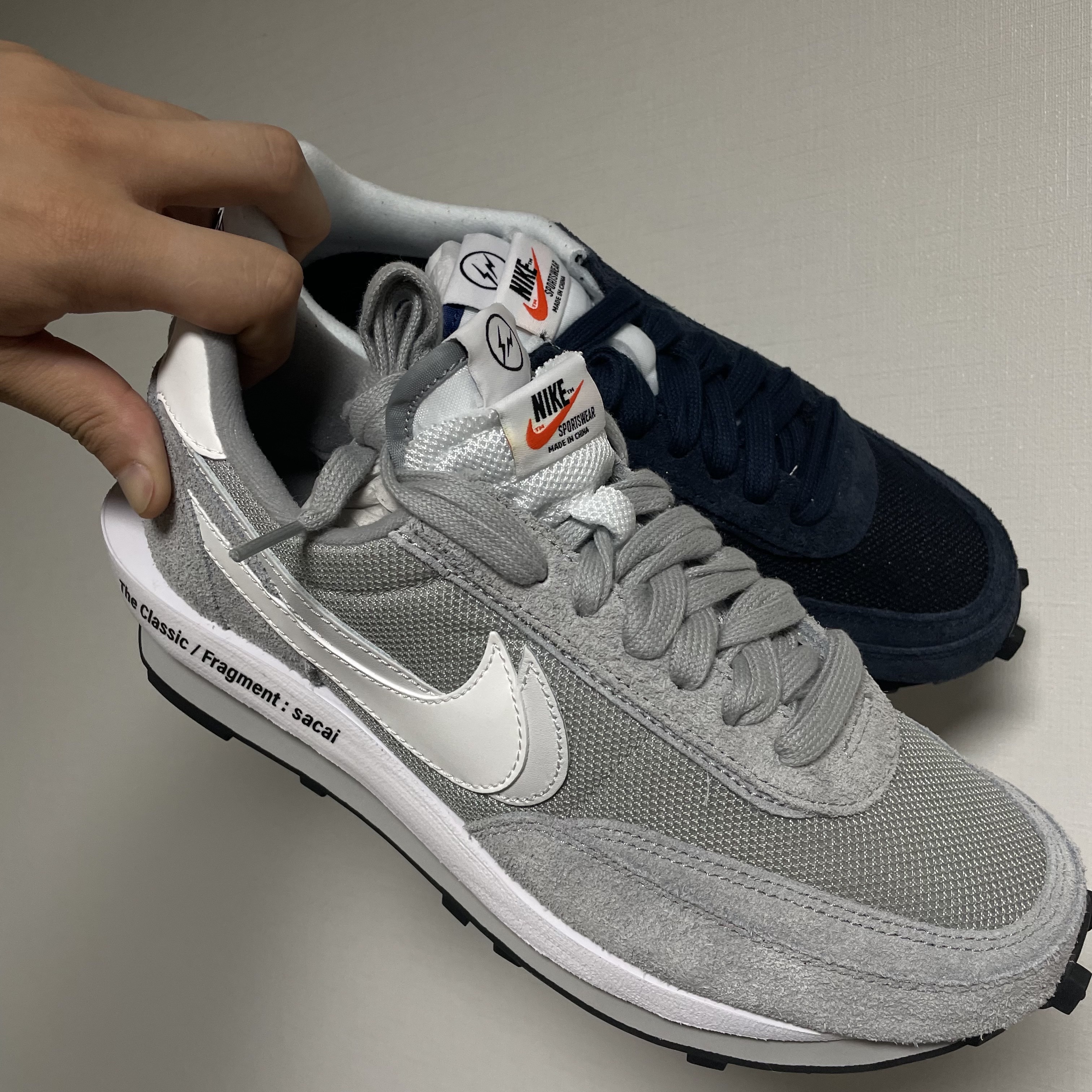 Nike x Sacai x Fragment LDWaffle Light Smoke Grey, Nike x Sacai x Fragment LDWaffle Blackened Blue 착용 스타일