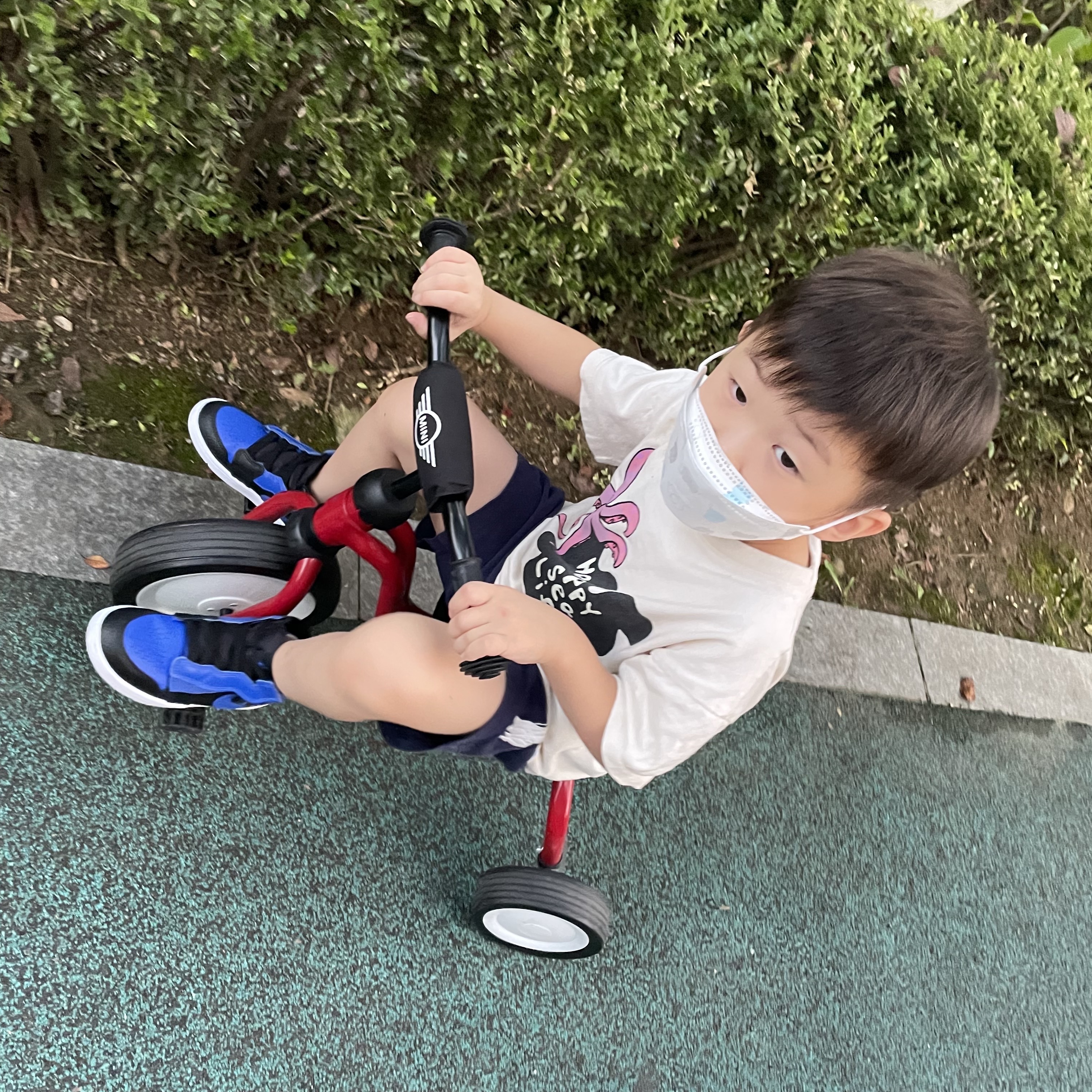 (PS) Jordan 1 Mid Alt Hyper Royal 착용 스타일 - 3