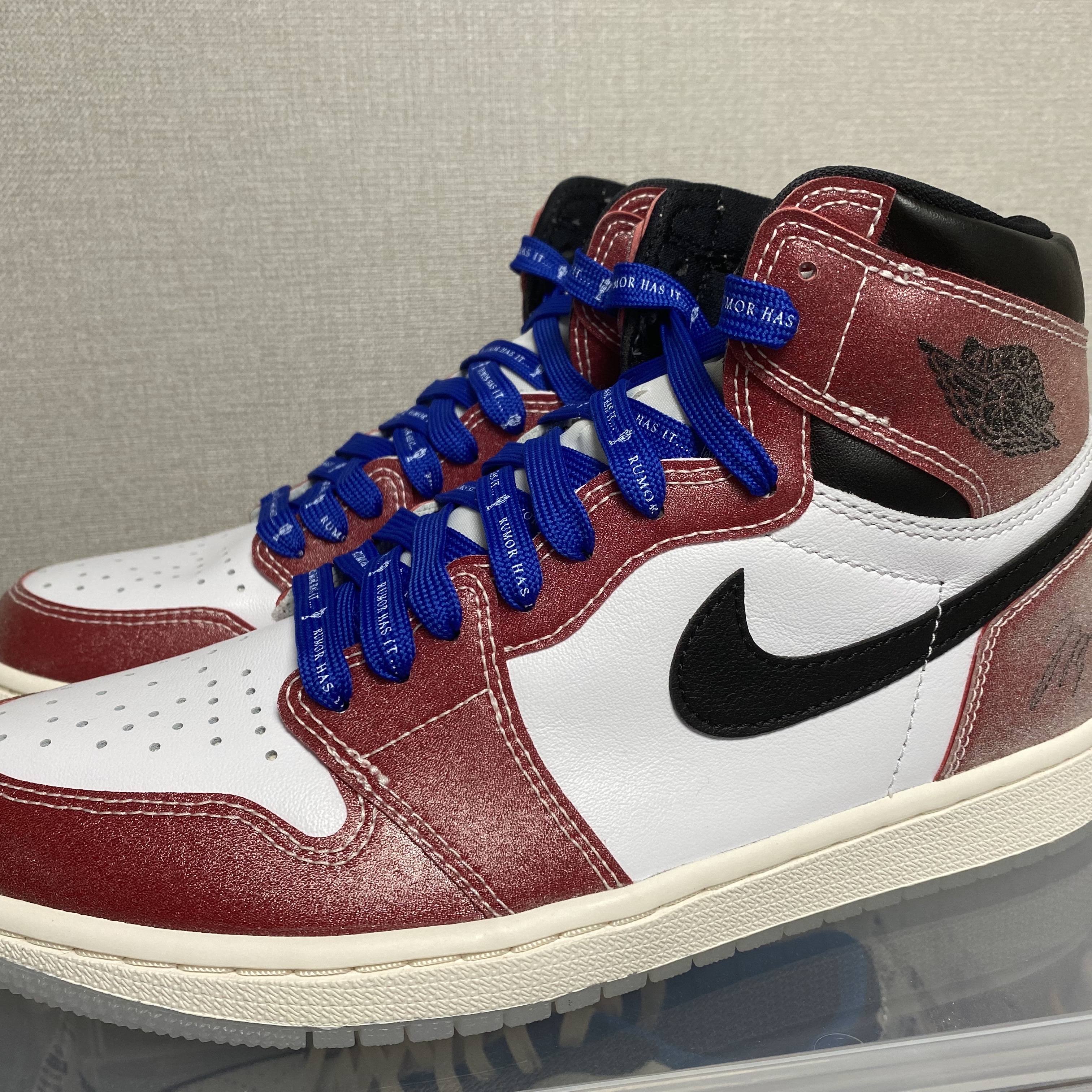 Jordan 1 x Trophy Room Retro High OG SP Chicago (Friends & Family) 착용 스타일 - 4