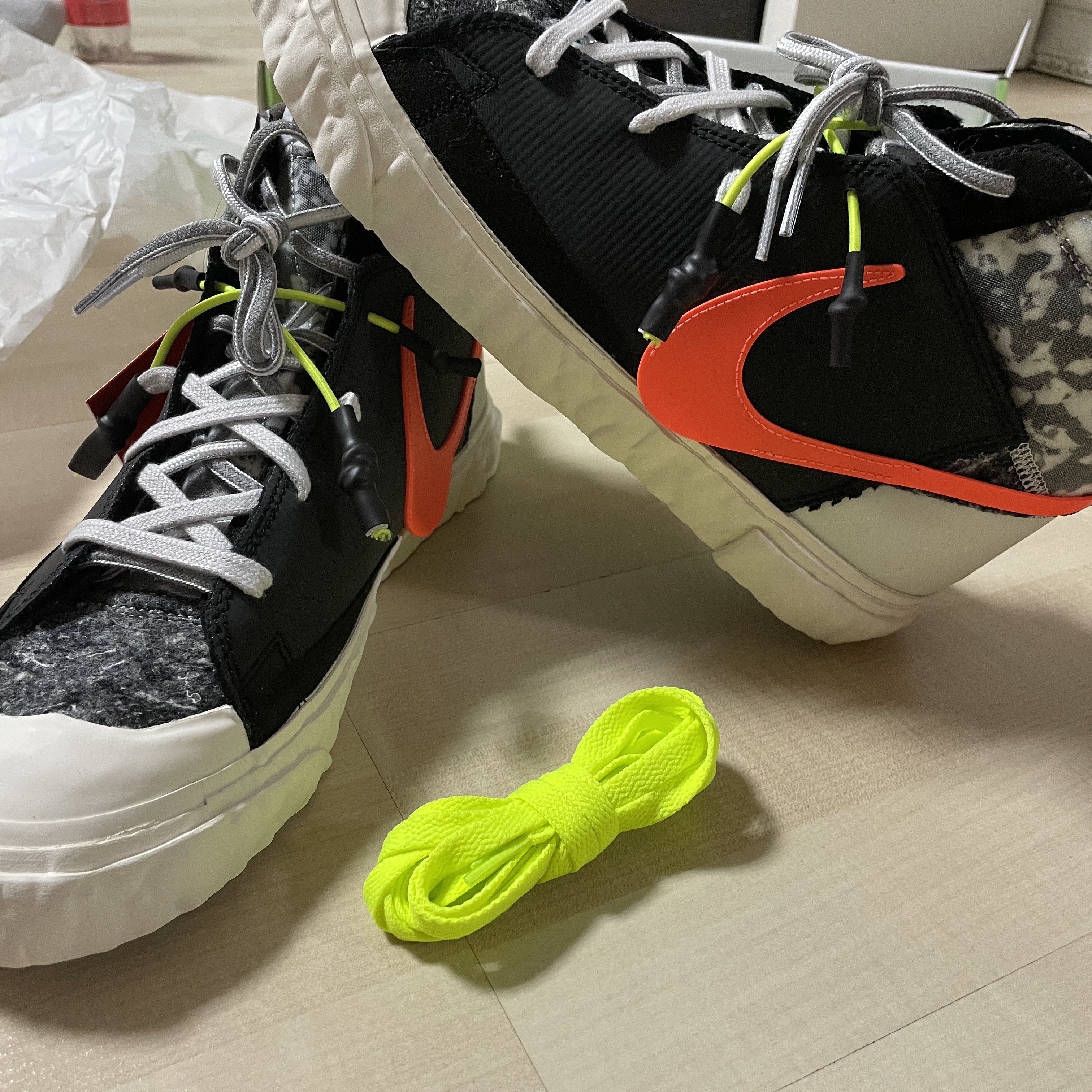 Nike x Readymade Blazer Mid Black 착용 스타일 - 1