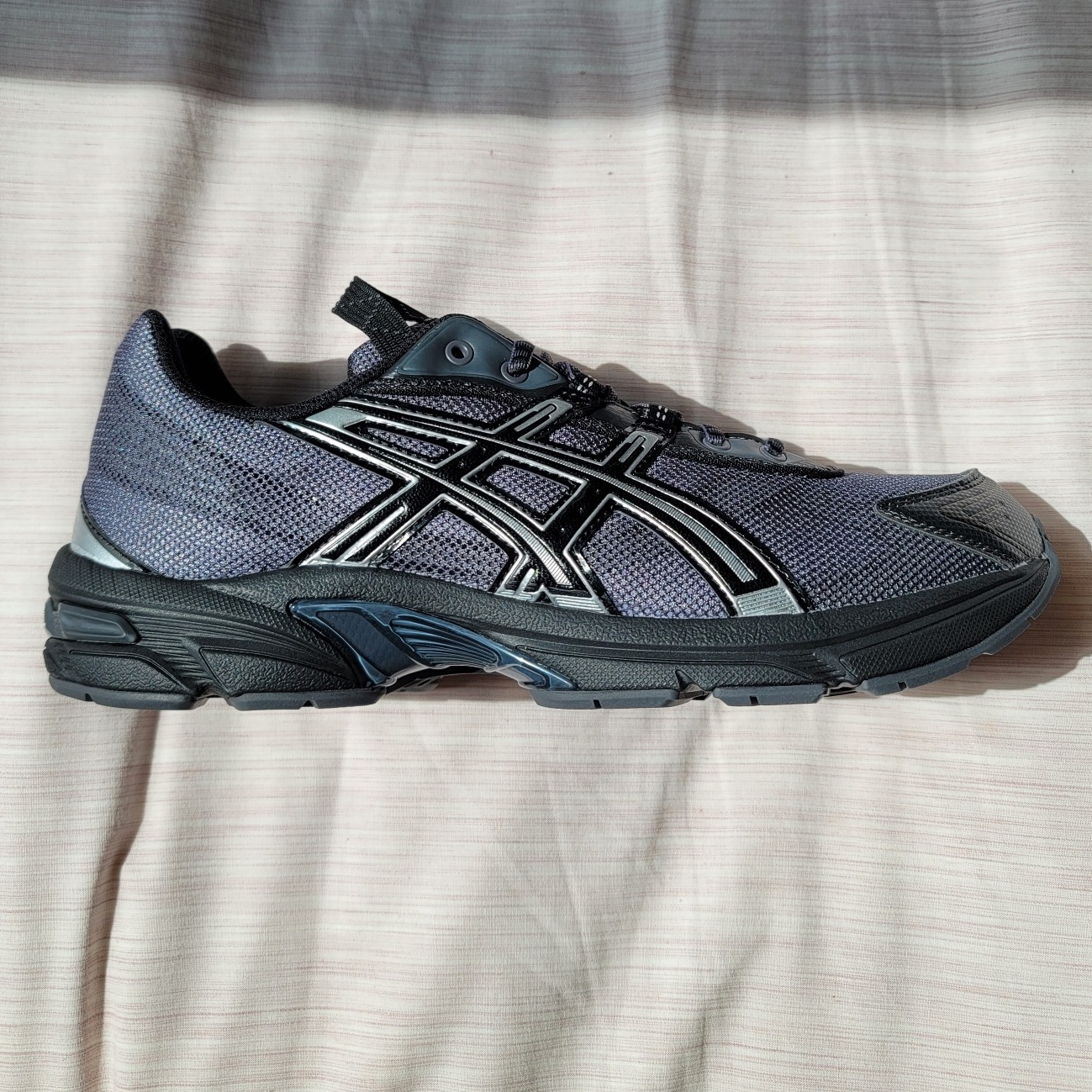 Asics UB2-S Gel-1130 Asphalt Pure Silver 착용 스타일