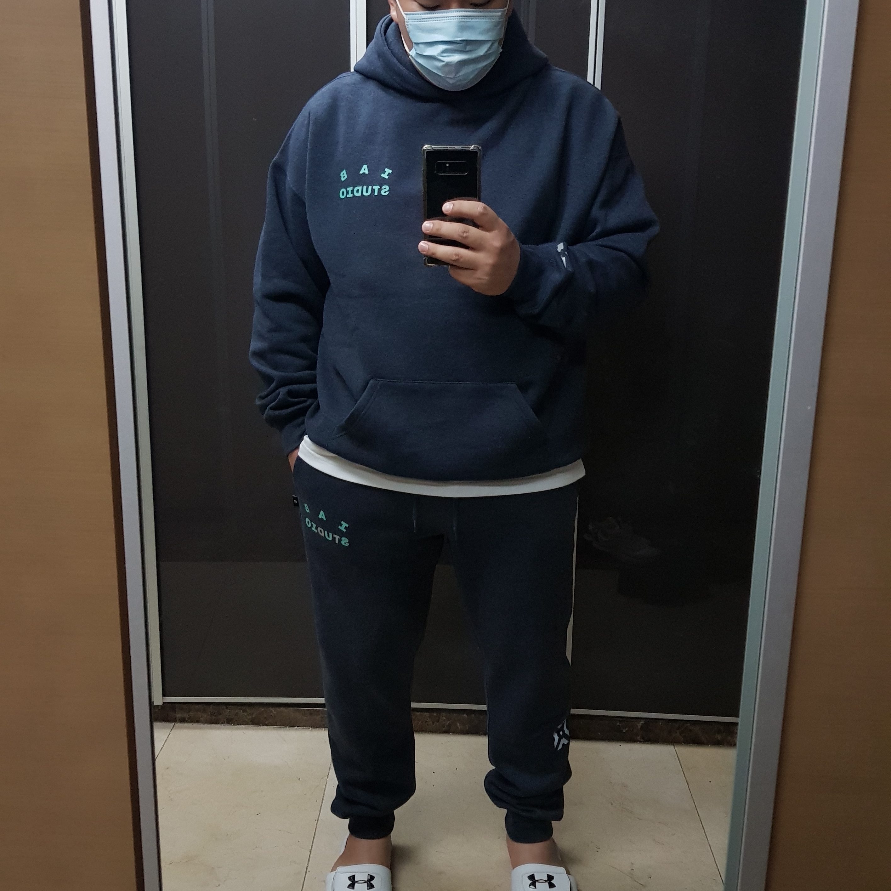IAB Studio x League of Legends Sweatpants Navy, IAB Studio x League of Legends Hoodie 착용 스타일