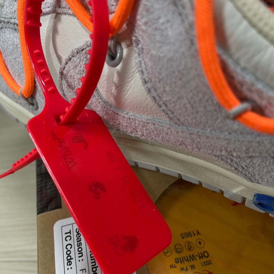 Nike x Off-White Dunk Low The 50 - Lot 31, Nike x Off-White Dunk Low The 50 - Lot 46 착용 스타일 - 3