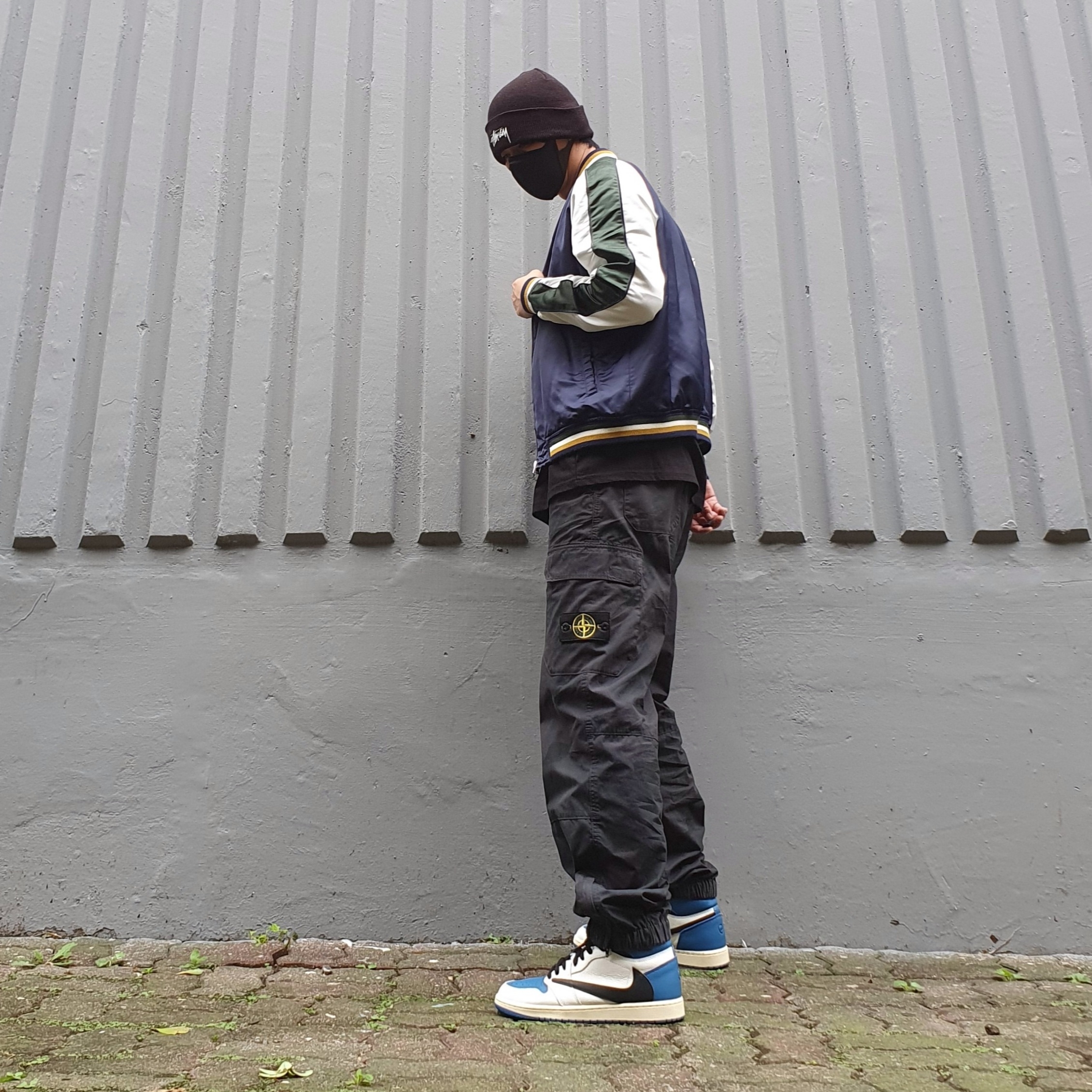 Nike x Stussy Cuff Beanie Black, Supreme x Stone Island Camo Cargo Pants Black - 19SS 착용 스타일