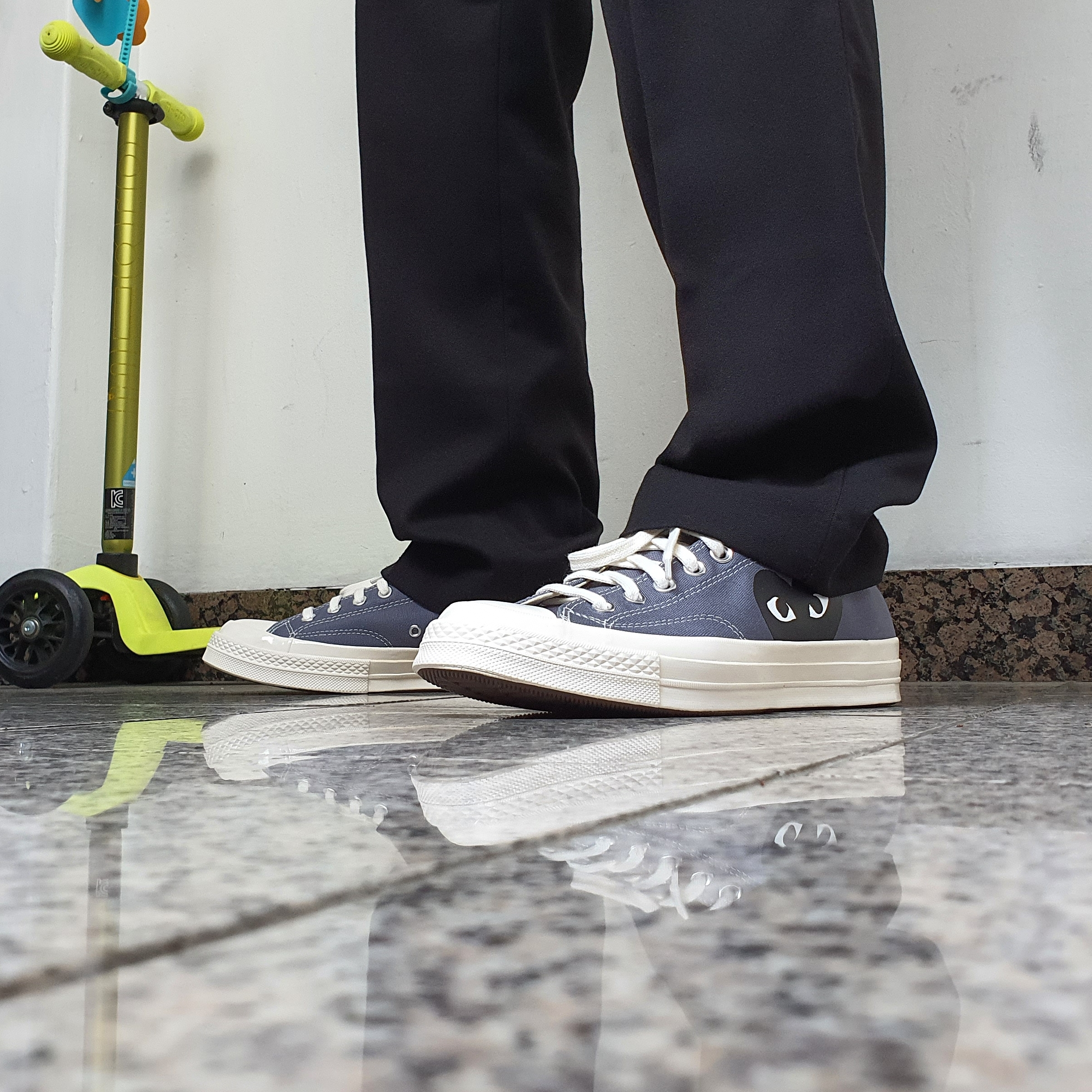 Converse x Play Comme des Garcons Chuck 70 Ox Steel Gray 착용 스타일