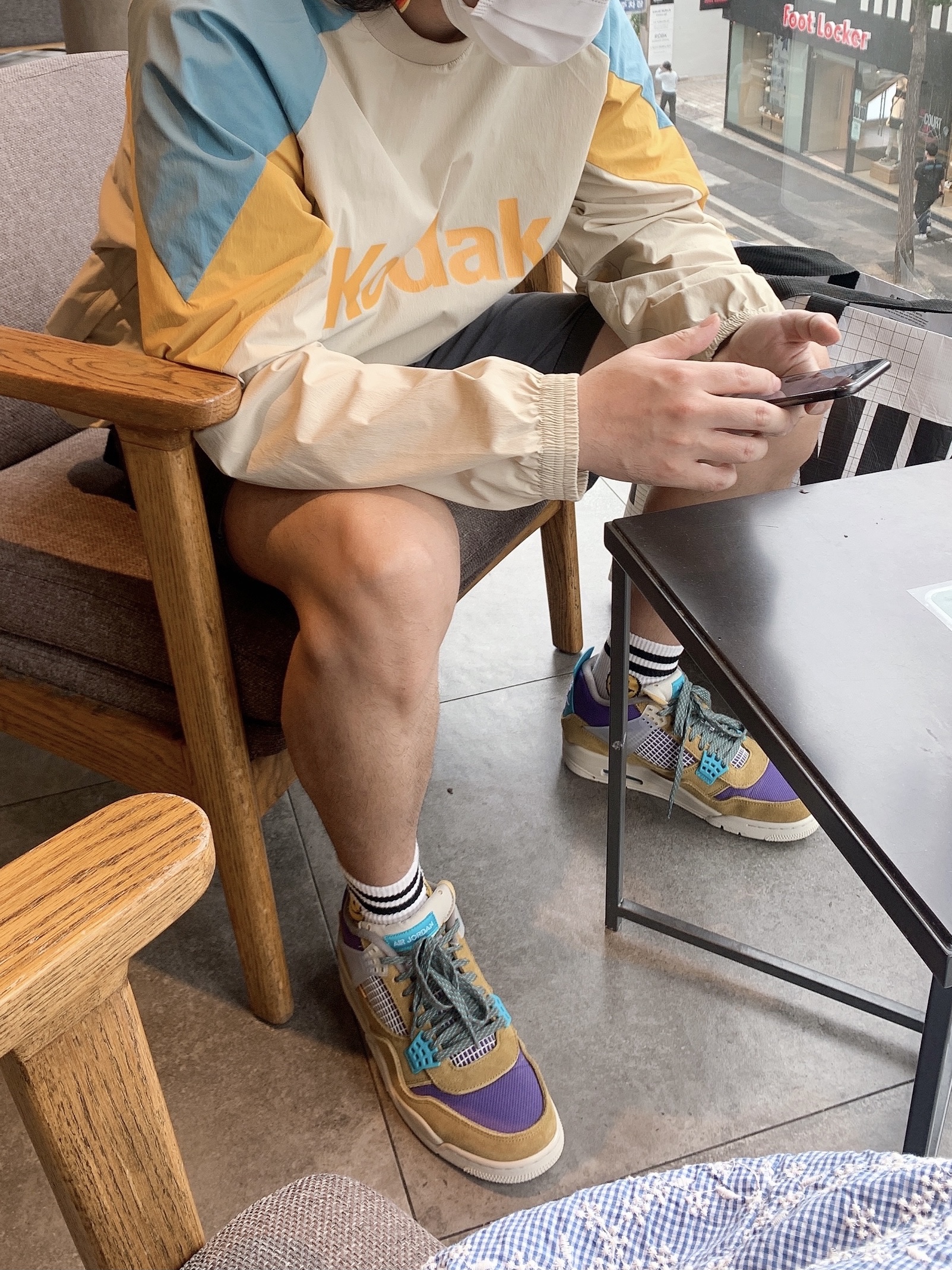 Jordan 4 x Union Retro SP Desert Moss 착용 스타일 - 3