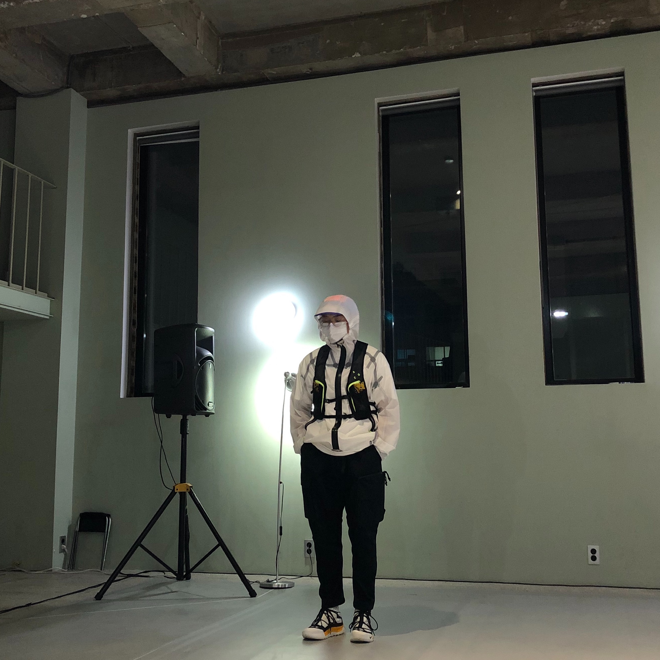 Nike ACG Terra Antarktik Gore-Tex Summit White, Nike ACG Cargo Pants Black - Asia 착용 스타일