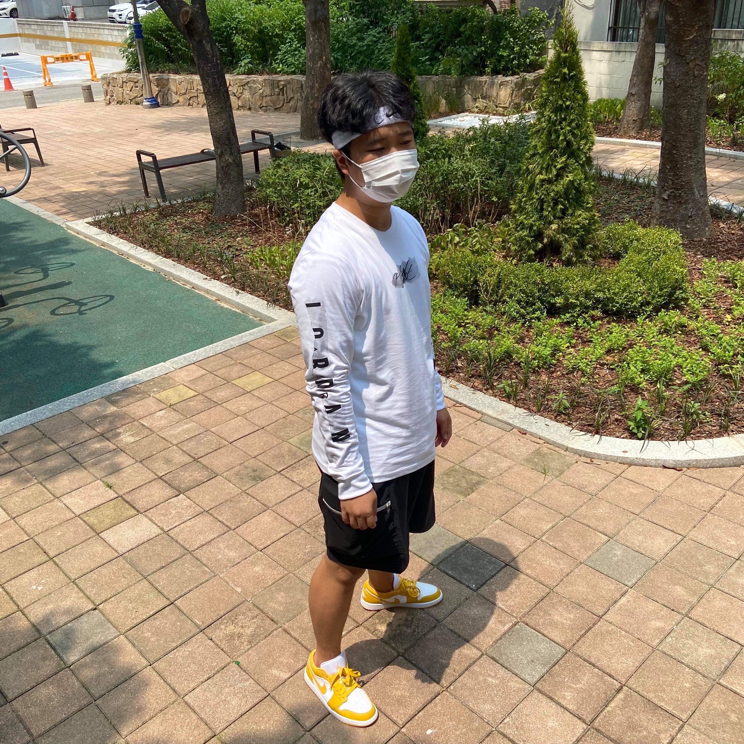 Jordan 1 Low Pollen 착용 스타일