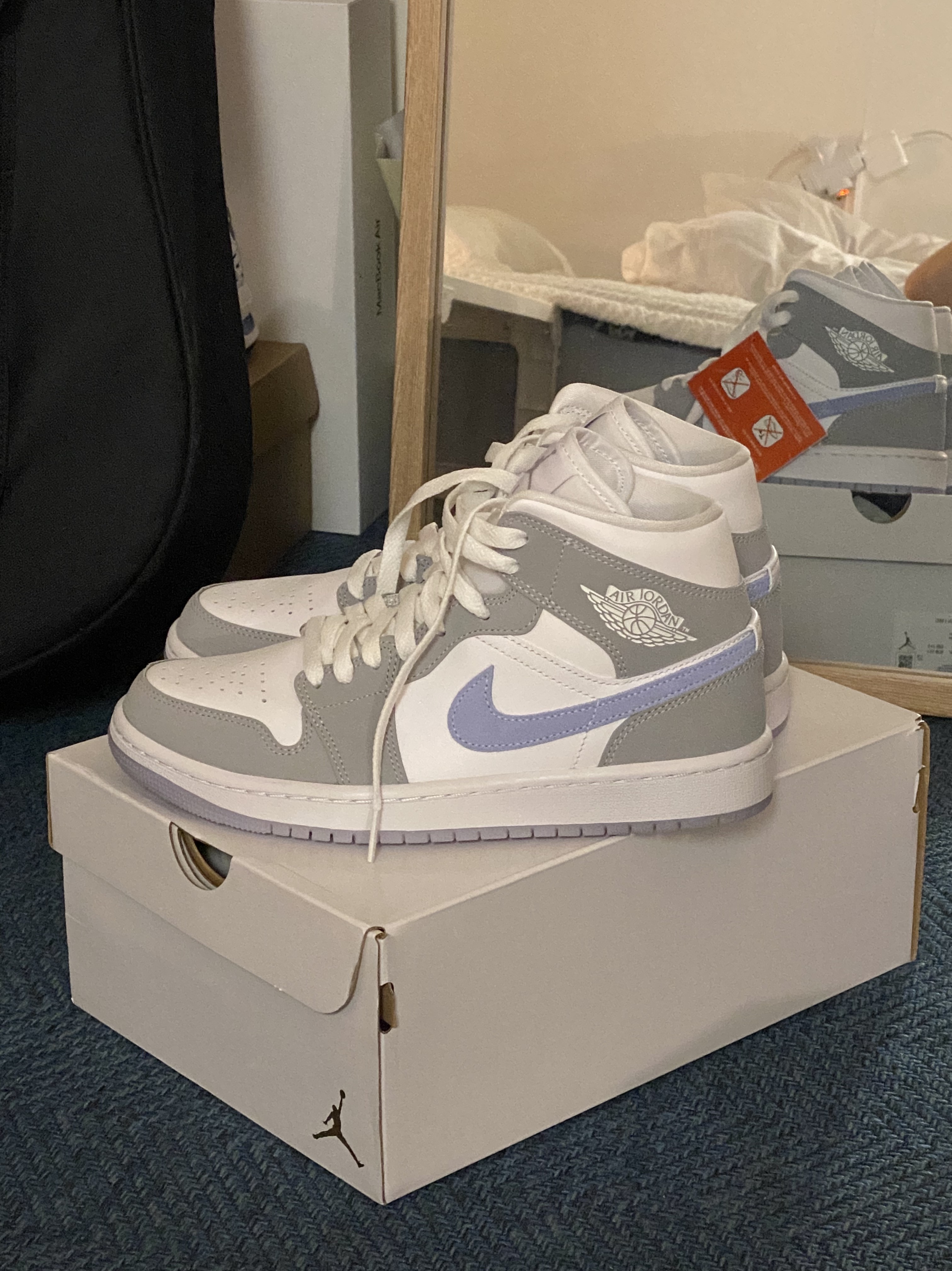 (W) Jordan 1 Mid Wolf Grey 착용 스타일 - 2