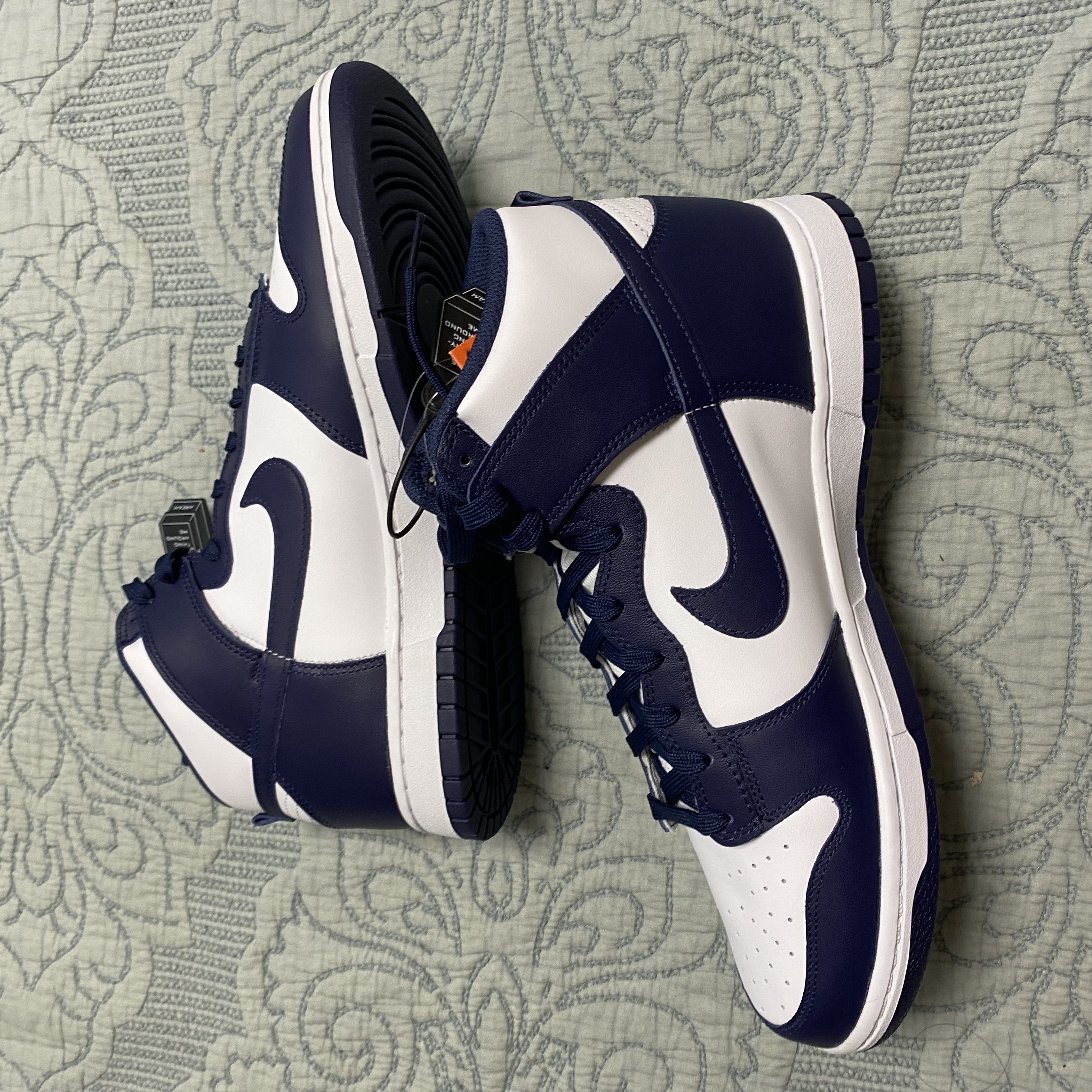 Nike Dunk High Retro Championship Navy 착용 스타일