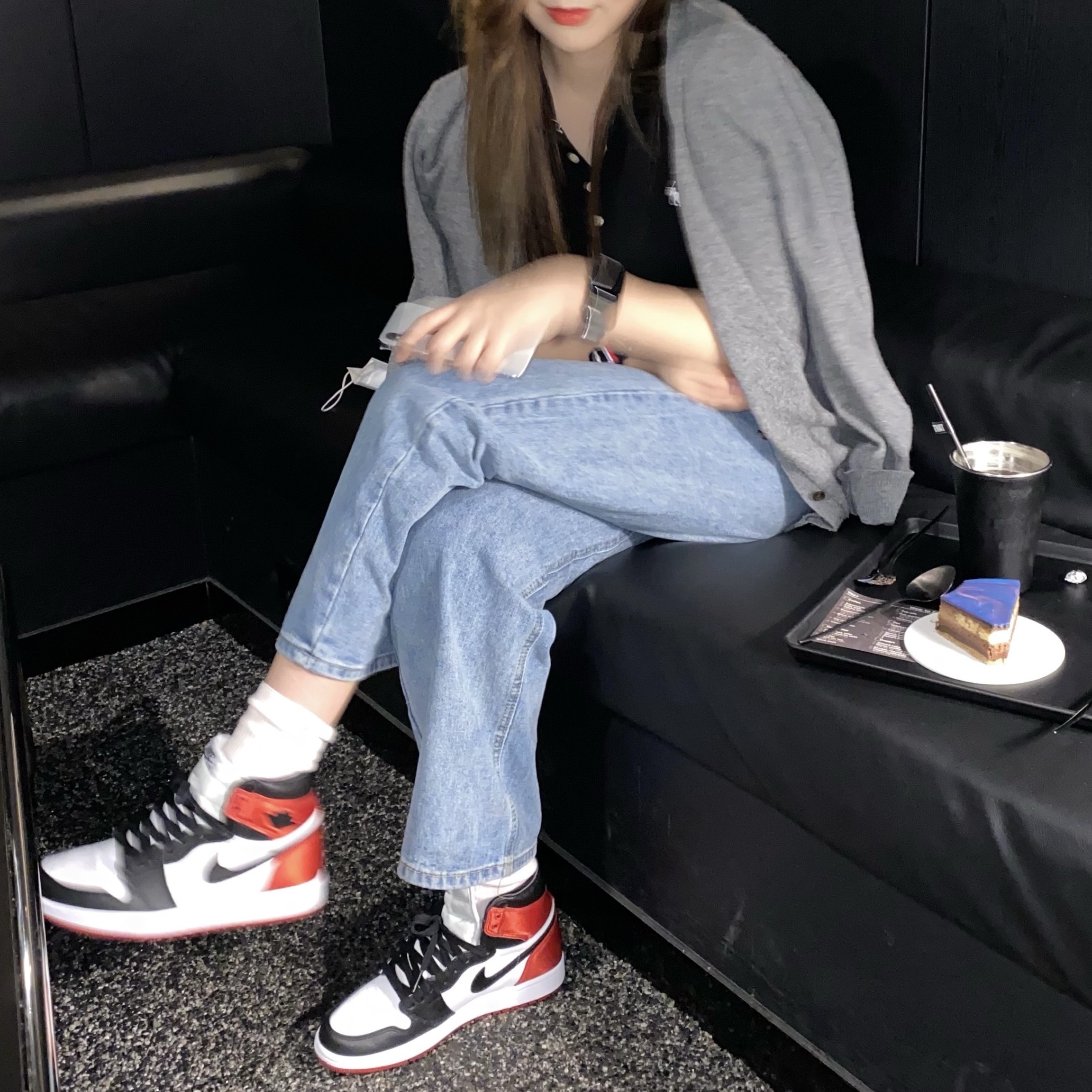 (W) Jordan 1 Retro High Satin Black Toe 착용 스타일