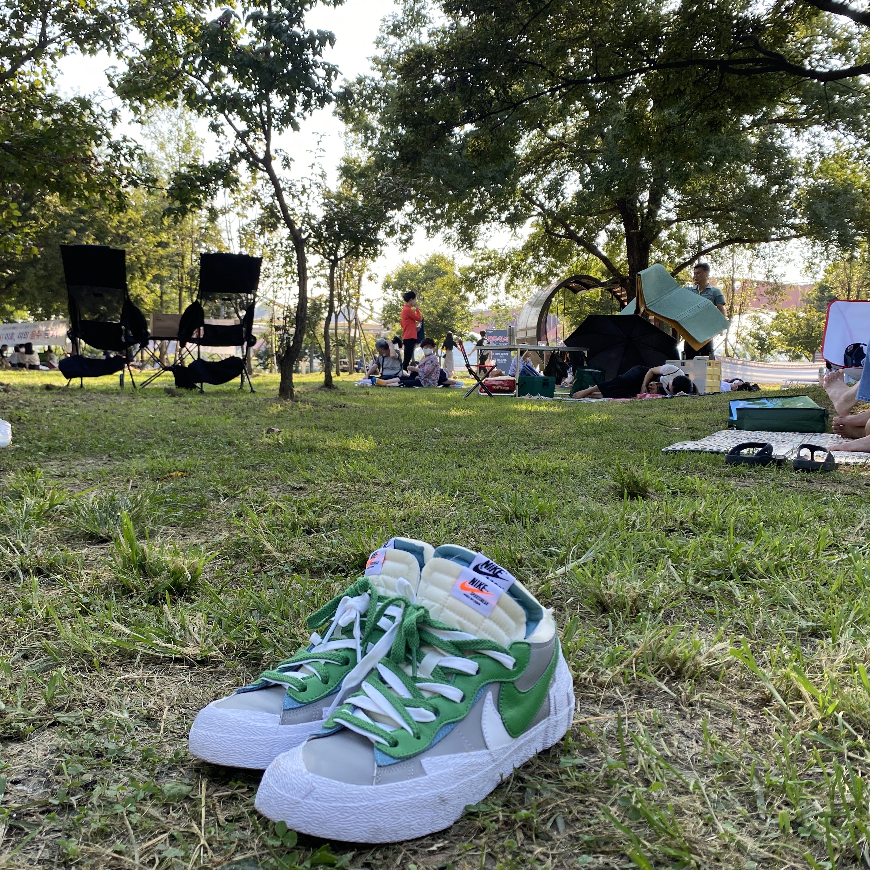 Nike x Sacai Blazer Low Classic Green 착용 스타일