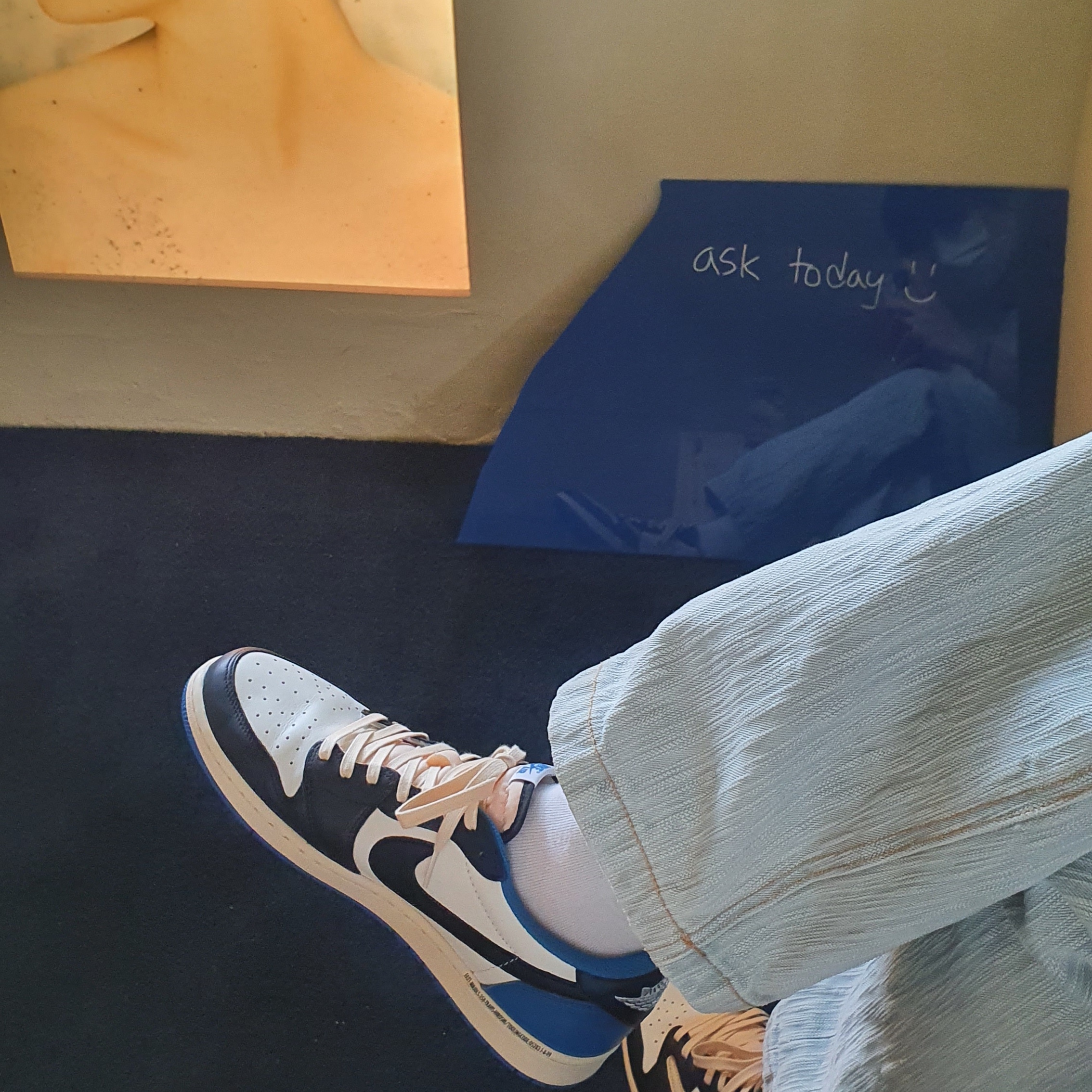 Jordan 1 x Travis Scott x Fragment Retro Low OG SP Military Blue 착용 스타일